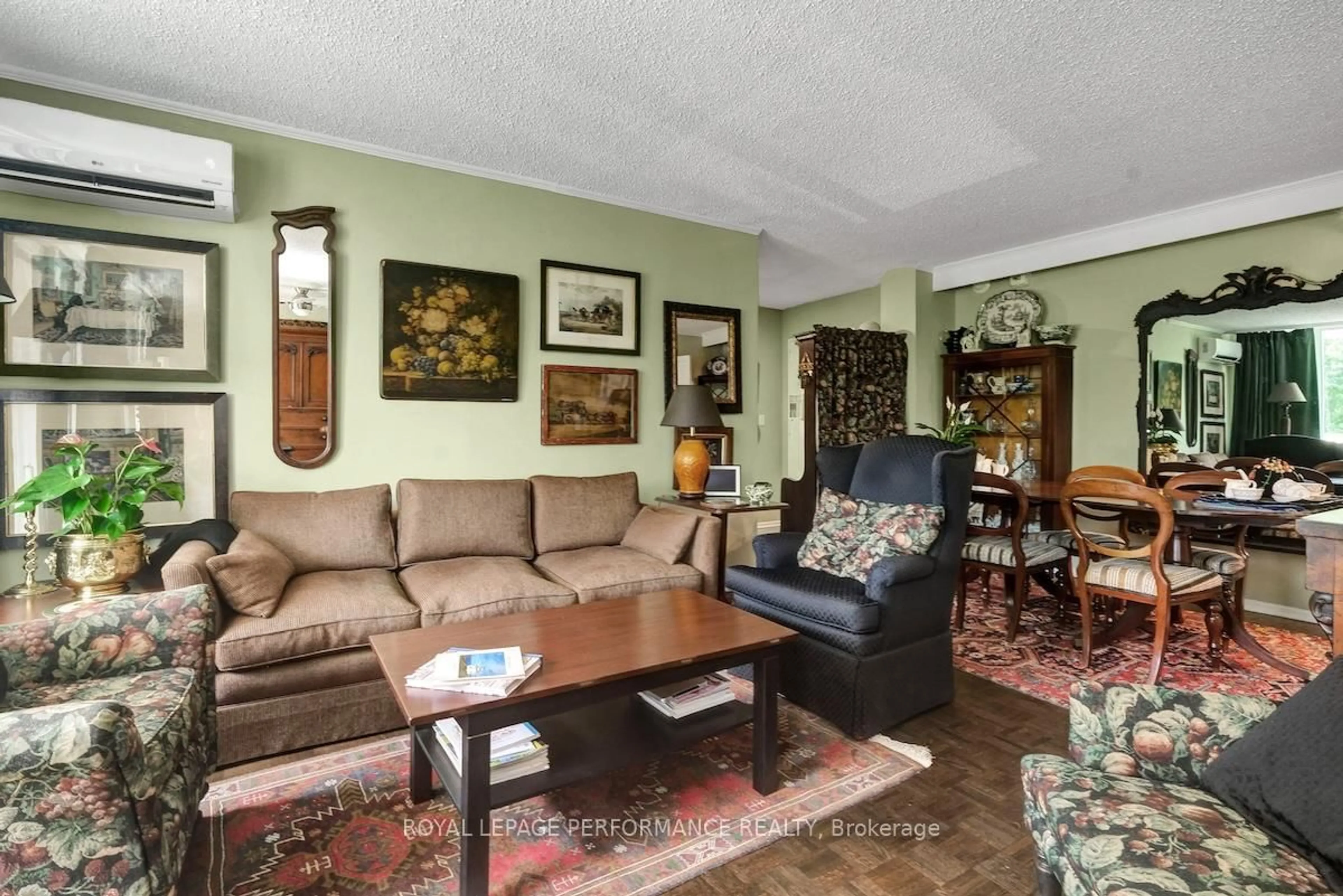 Living room with furniture, unknown for 2625 Regina St #207, Ottawa Ontario K2B 5W8