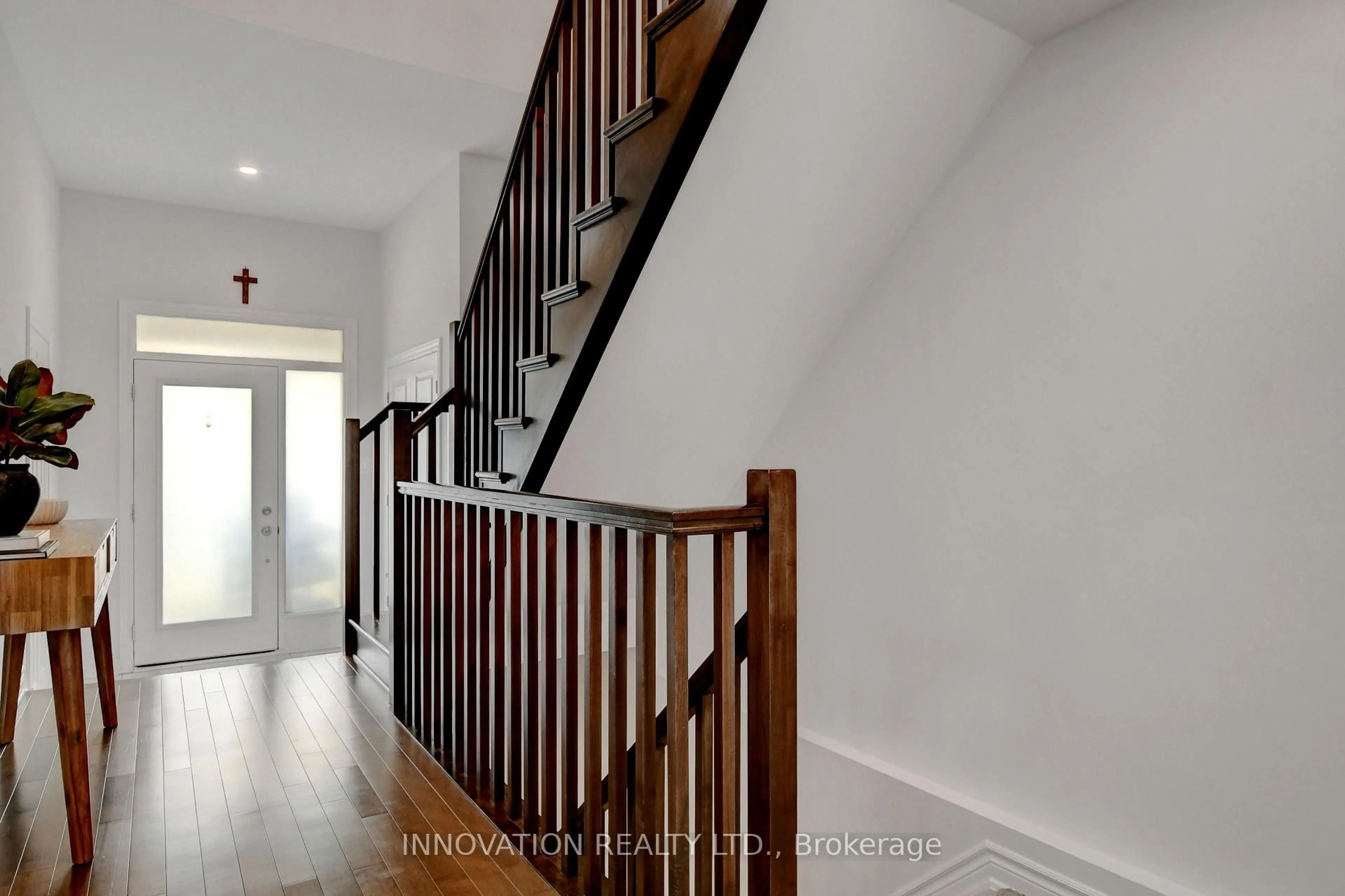Unknown for 768 Miikana Rd, Ottawa Ontario K1X 0H6