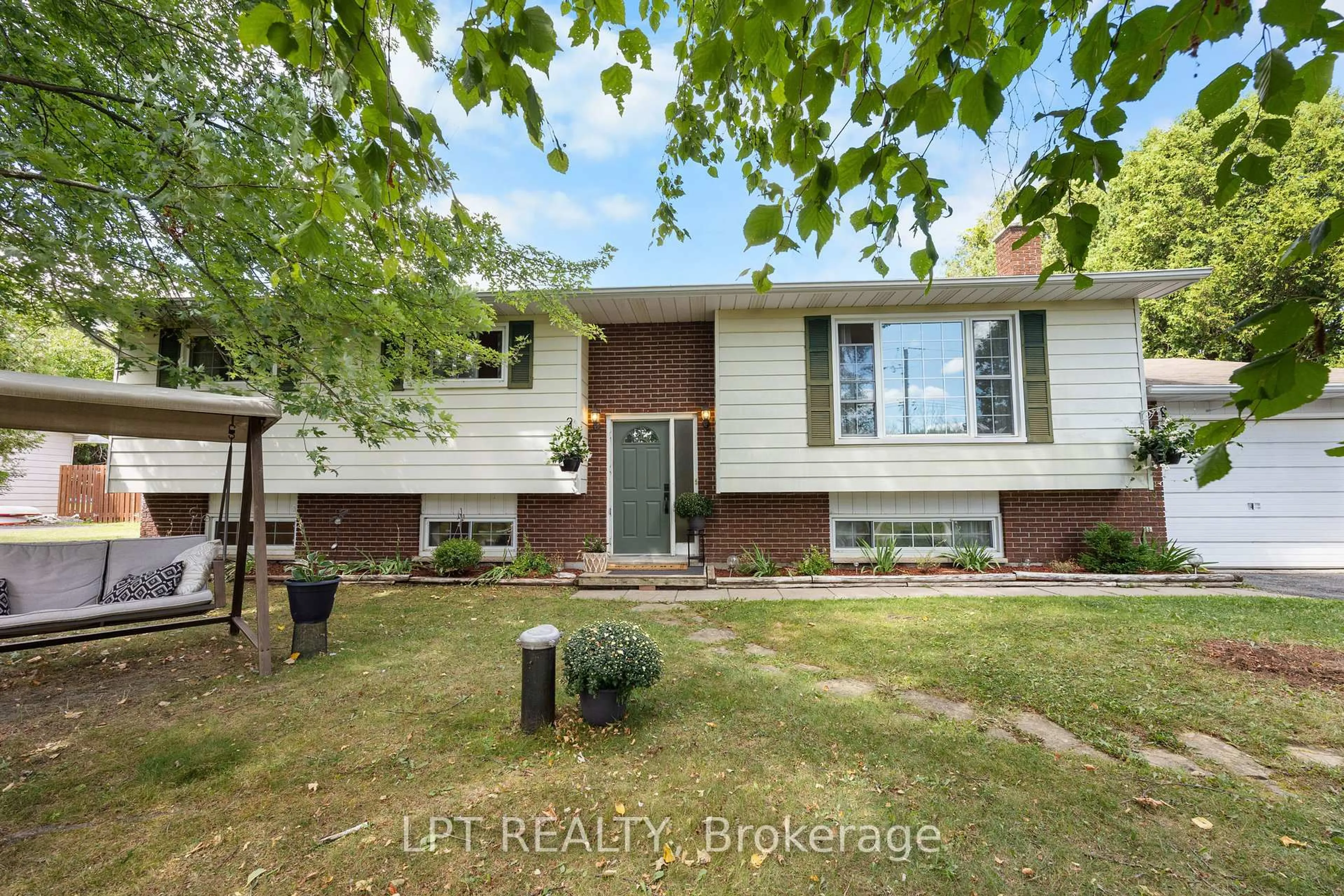 Home with brick exterior material, street for 656 Kitley 3 Line, Elizabethtown-Kitley Ontario K0G 1G0