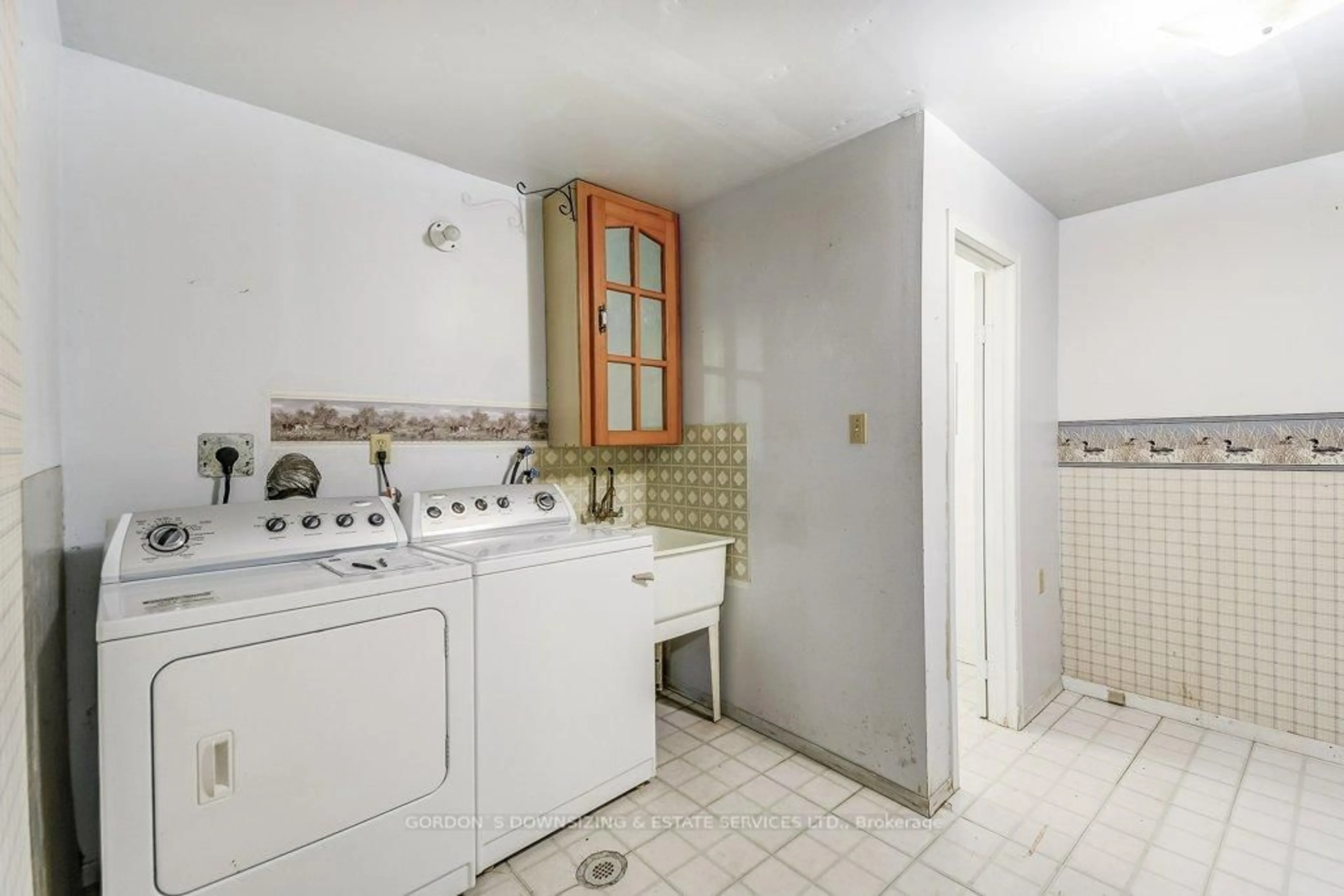Laundry room for 1250 Limeridge Rd #23, Hamilton Ontario L8W 1P1