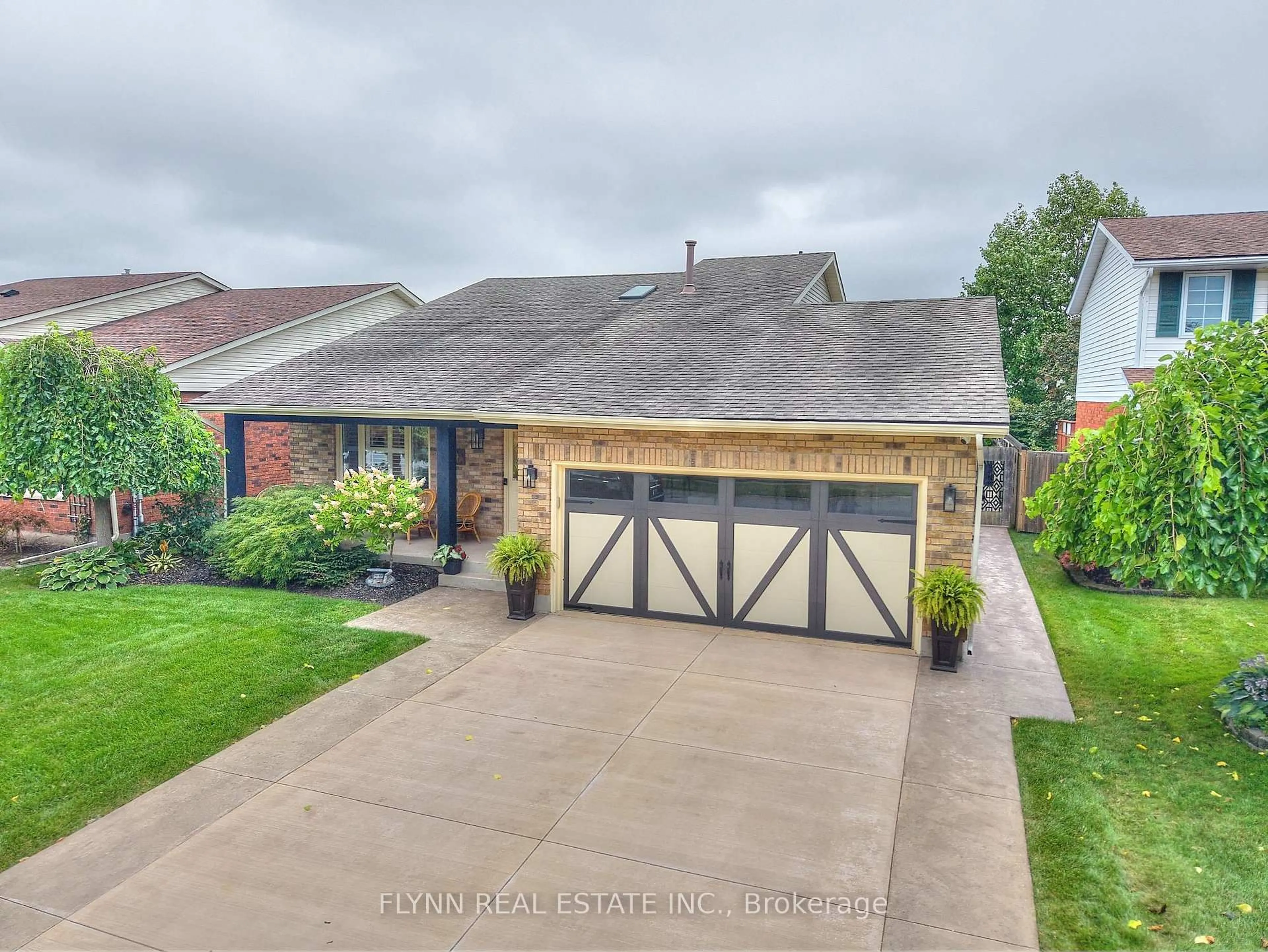 Home with brick exterior material, street for 3907 Cardinal Dr, Niagara Falls Ontario L2H 2W2