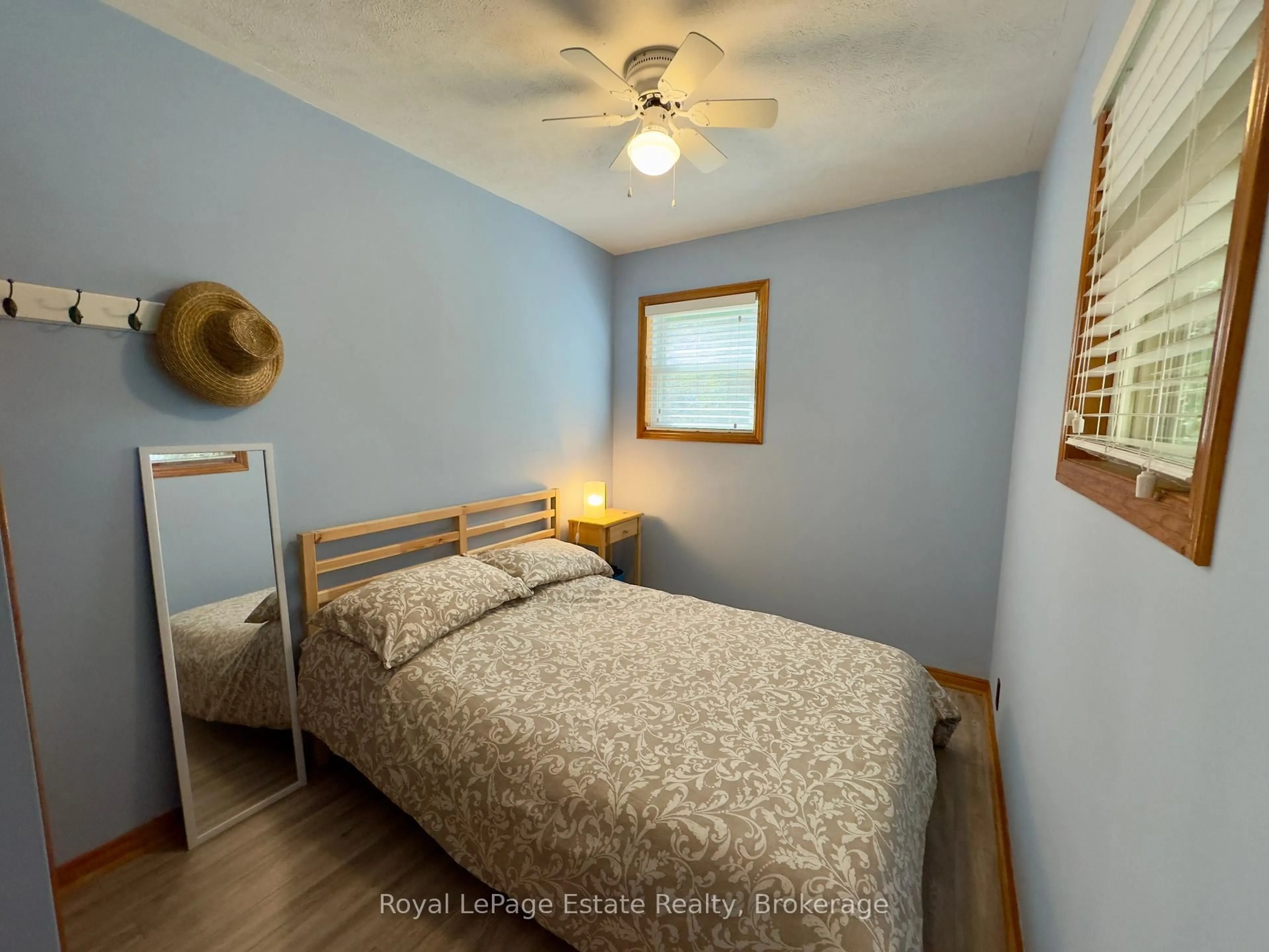 Bedroom with bed, wood/laminate floor for 5 15th St, Native Leased Lands Ontario N0H 2G0