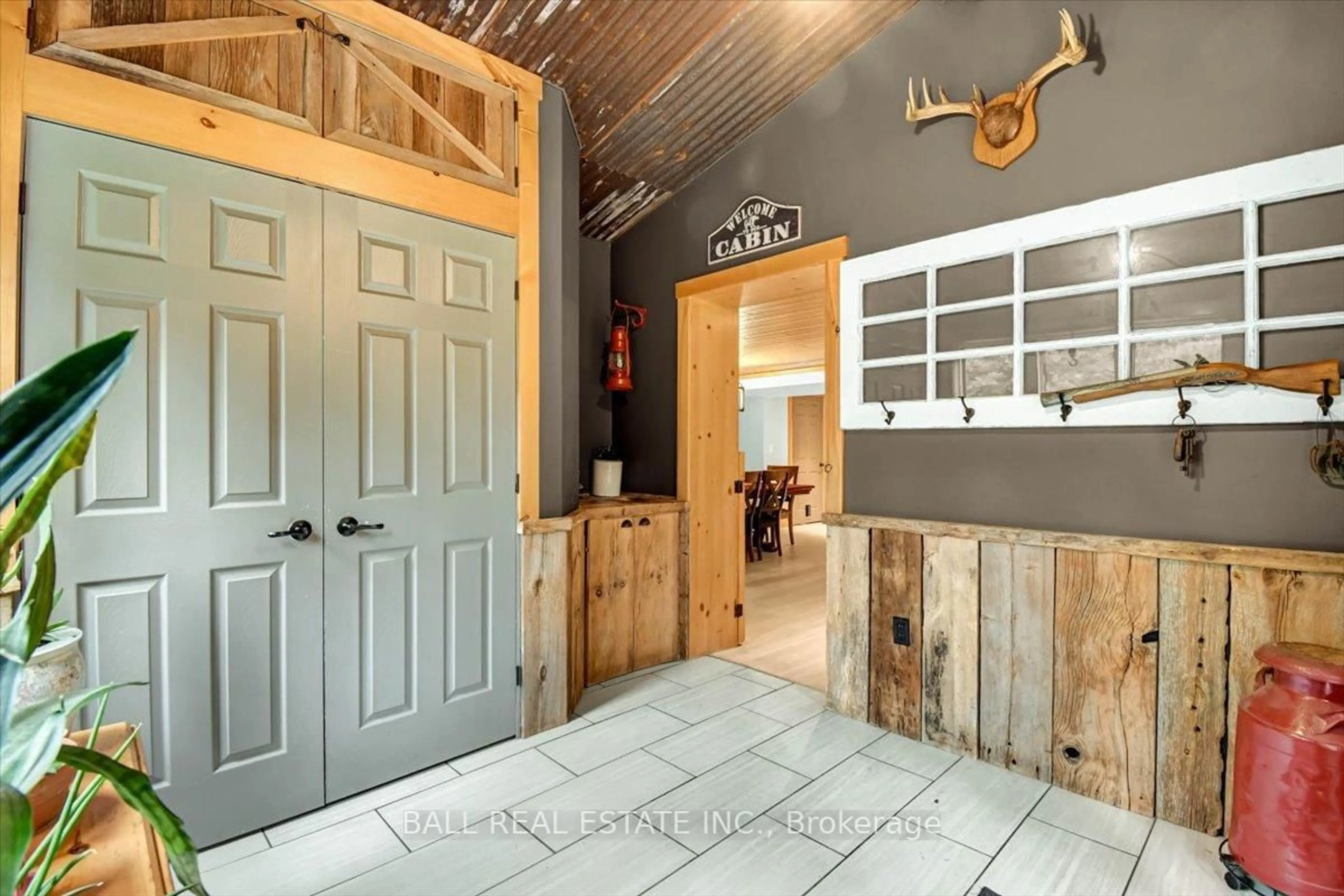 Indoor entryway for 11780 Highway 28, North Kawartha Ontario K0L 1A0