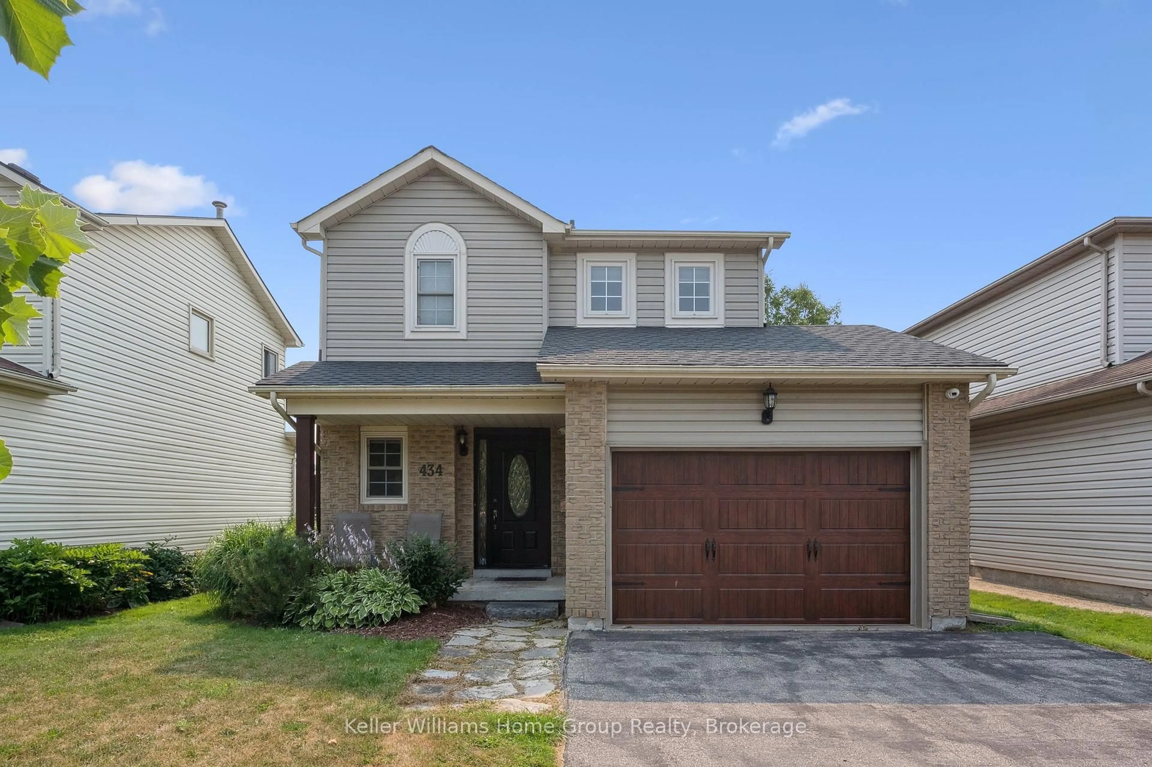 Home with vinyl exterior material, street for 434 Black St, Centre Wellington Ontario N1M 3M3