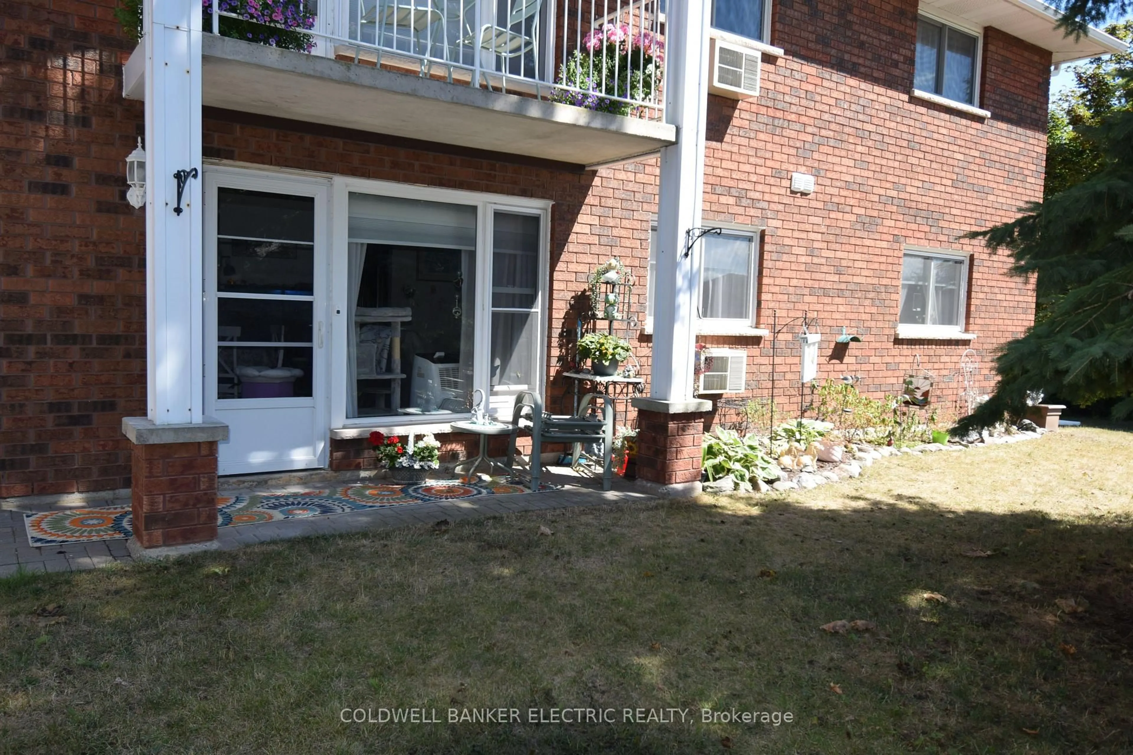 Patio, unknown for 2418 Mountland Dr #104, Peterborough Ontario K9K 2E2