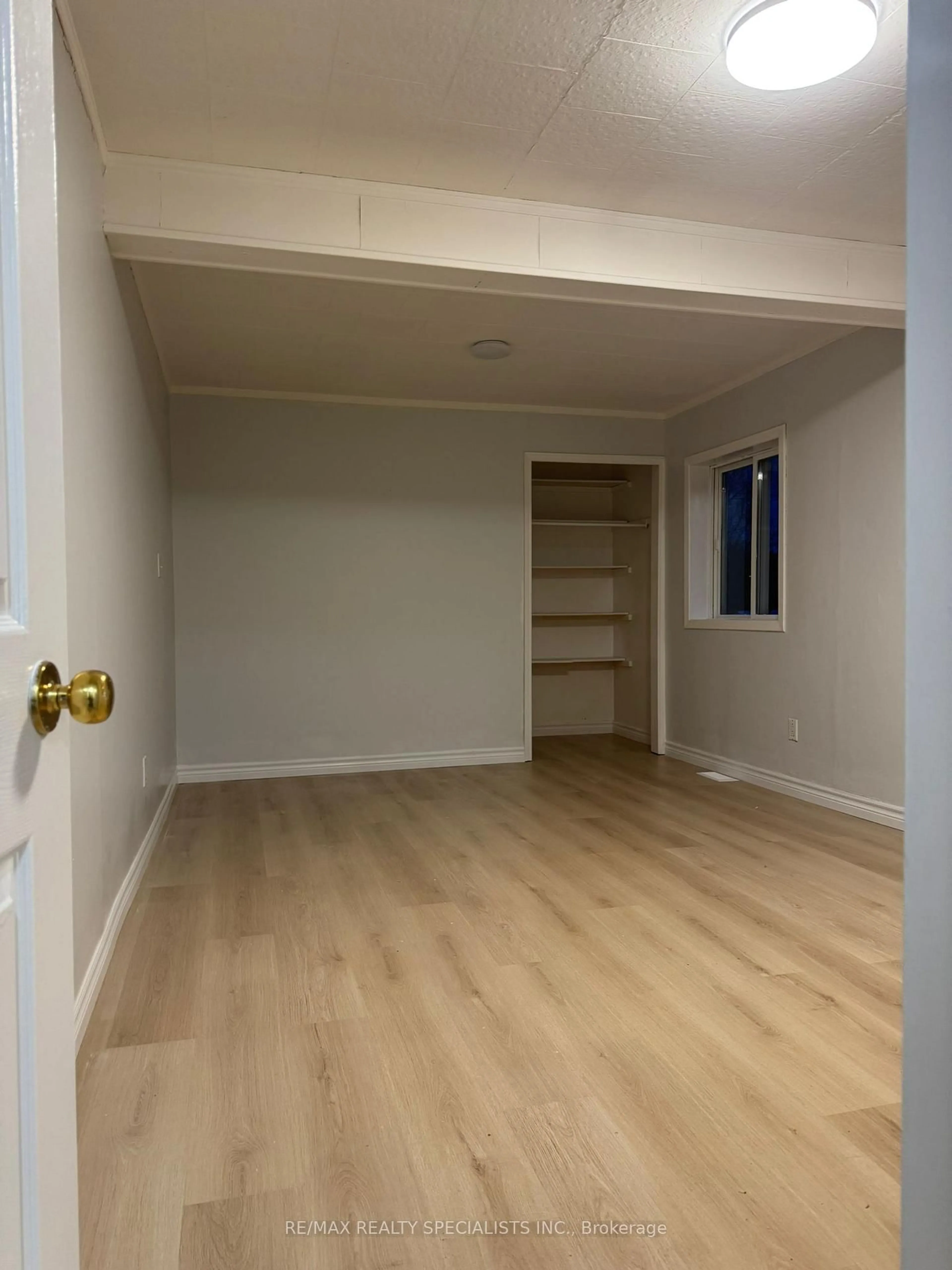 A pic of a room for 16 Stimears Lake Rd, Bancroft Ontario K0L 2L0