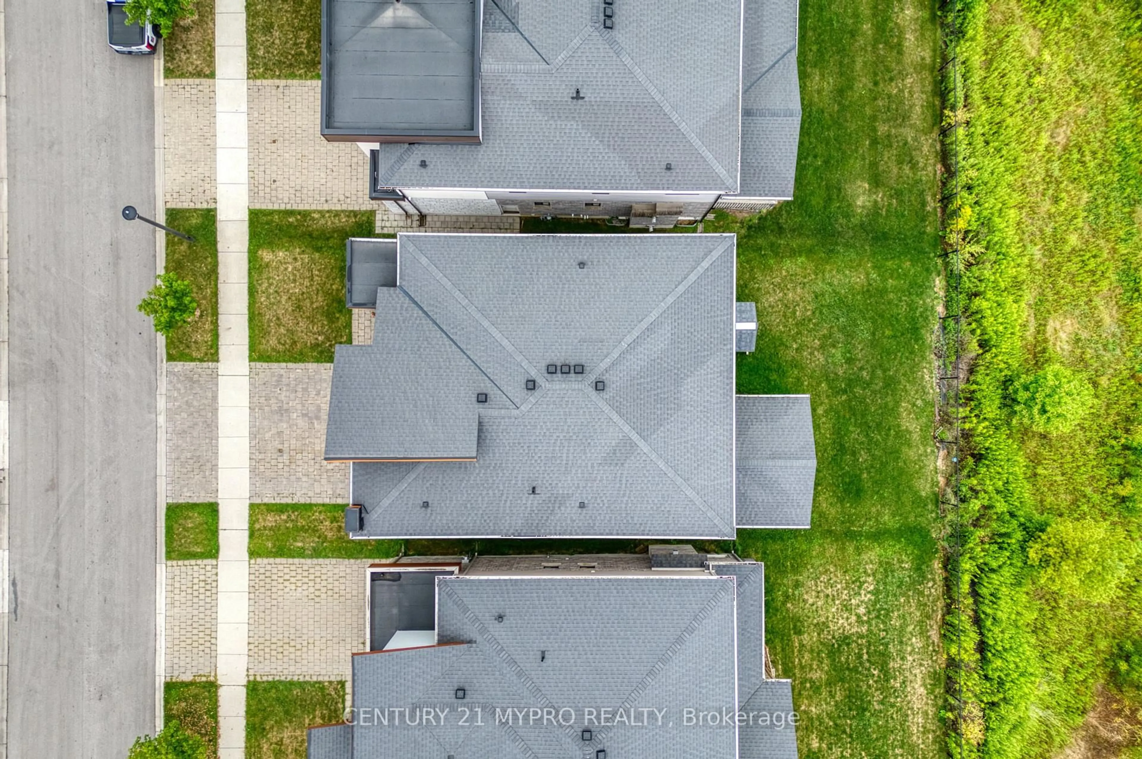 A pic from outside/outdoor area/front of a property/back of a property/a pic from drone, building for 1393 Dyer Cres, London North Ontario N6G 0S6
