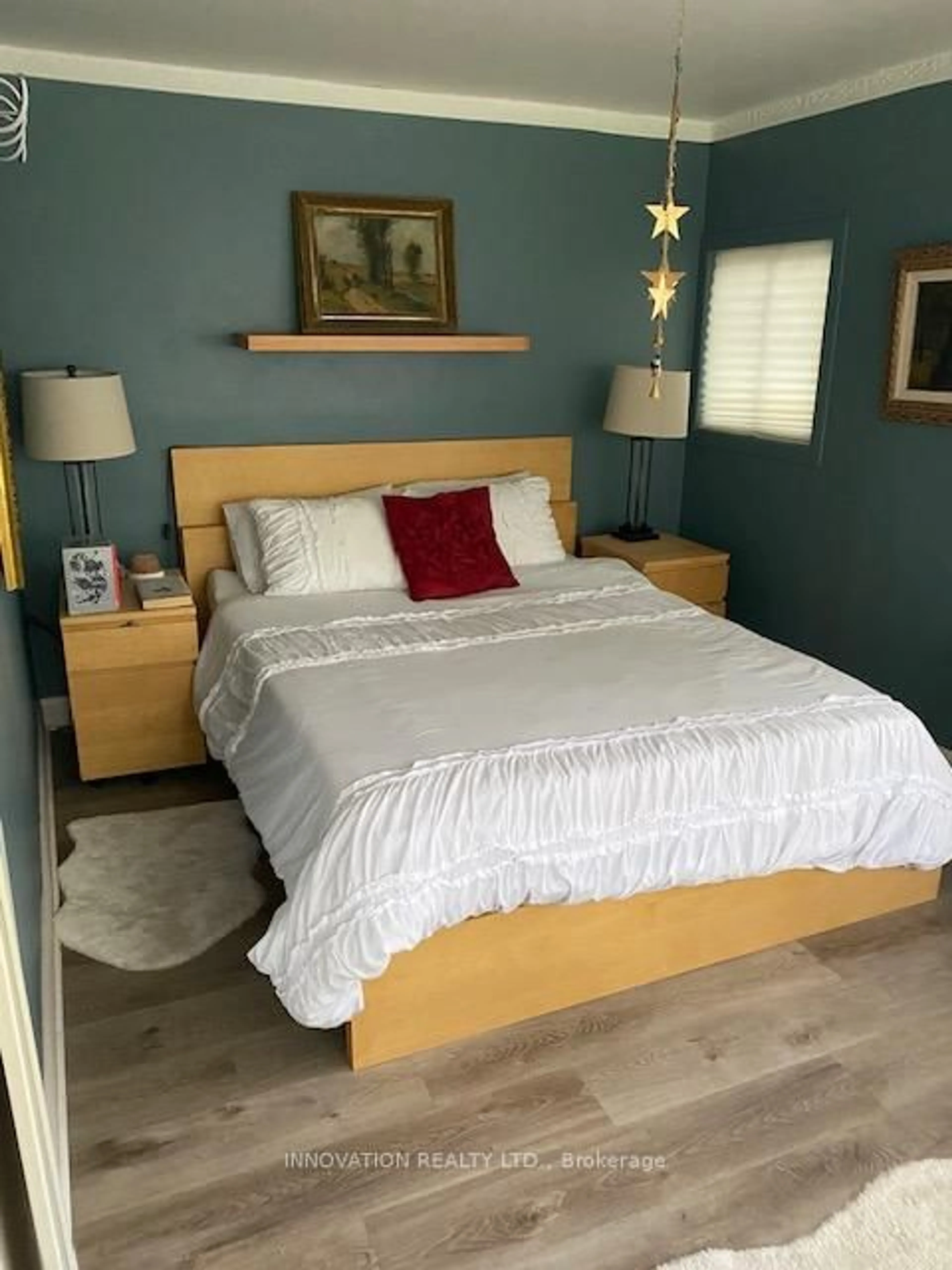 Bedroom with bed, wood/laminate floor for 681 Bayview Dr, Ottawa Ontario K0A 3M0