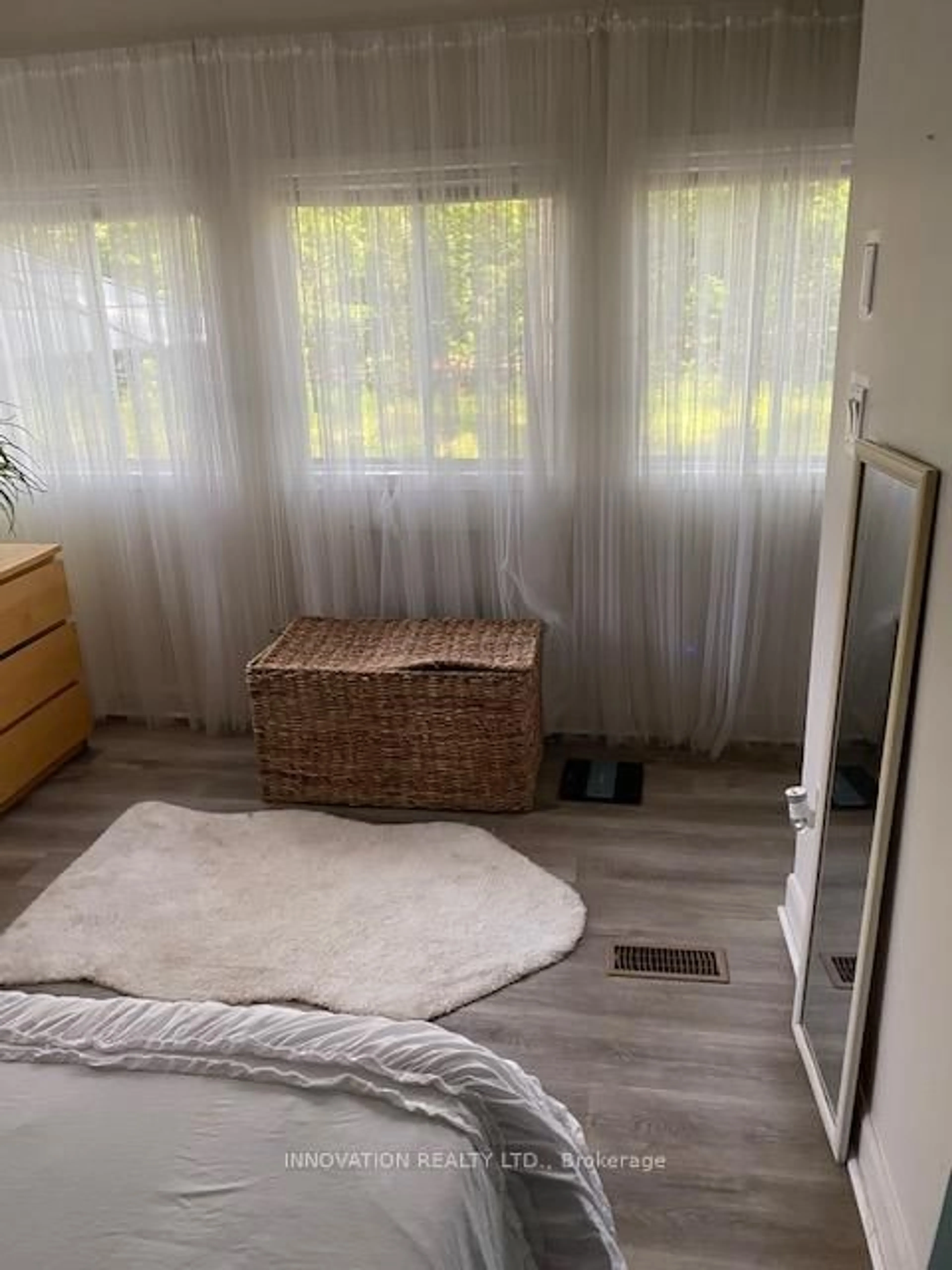 A pic of a room for 681 Bayview Dr, Ottawa Ontario K0A 3M0