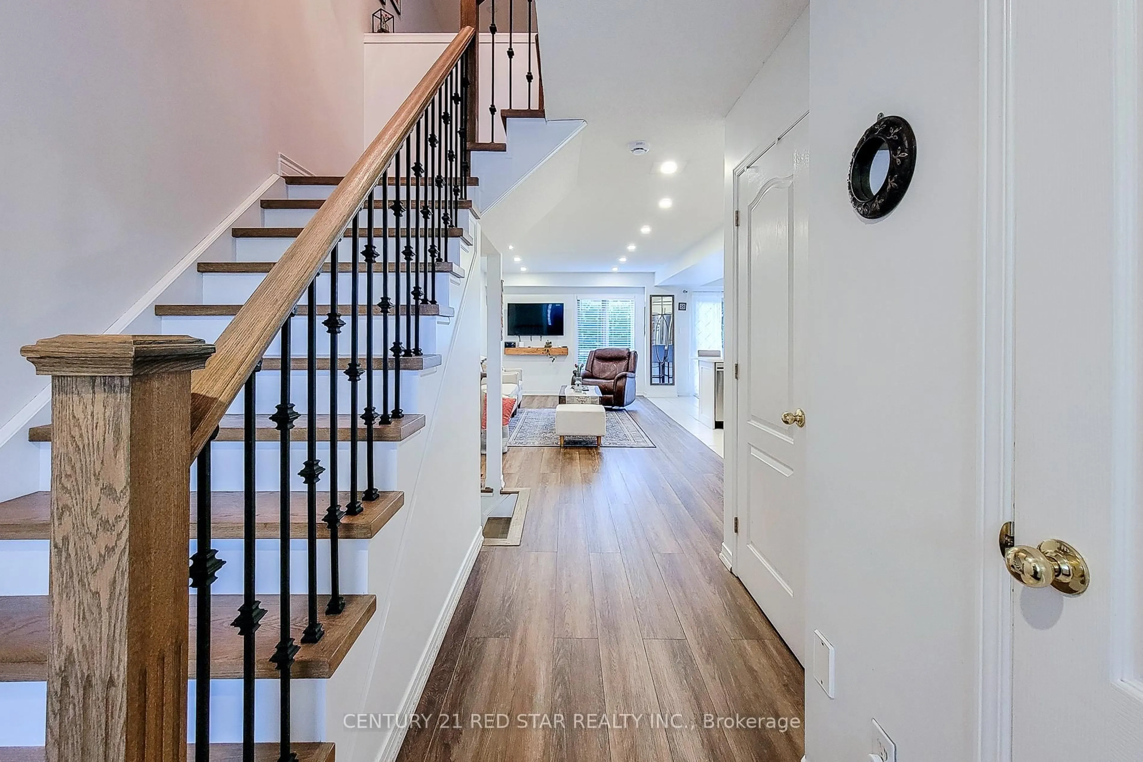 Unknown for 18 Cedar St #19, Grimsby Ontario L3M 5M7