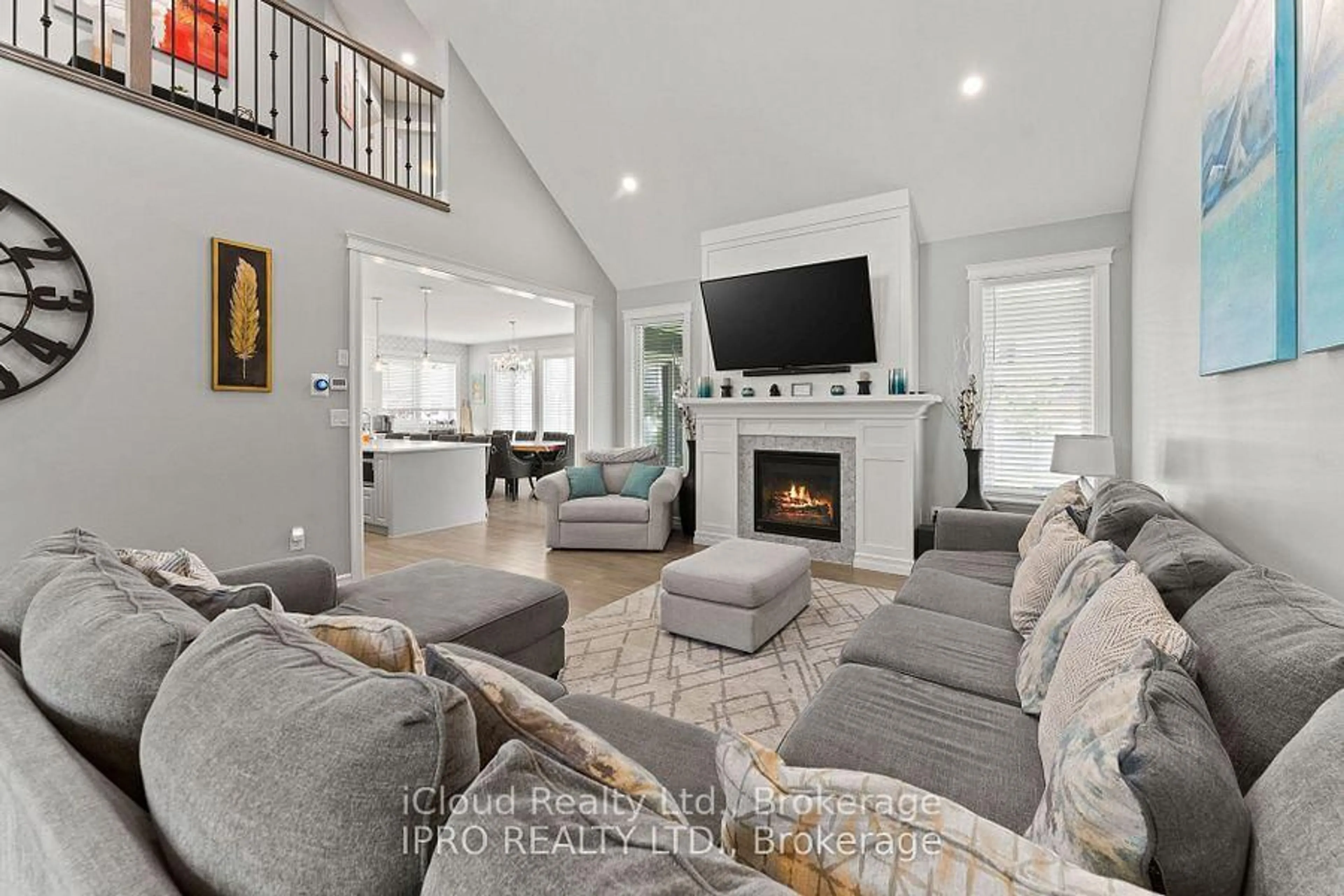 Living room with furniture, unknown for 139 Blue Jay Cres, Windsor Ontario N9W 0E3