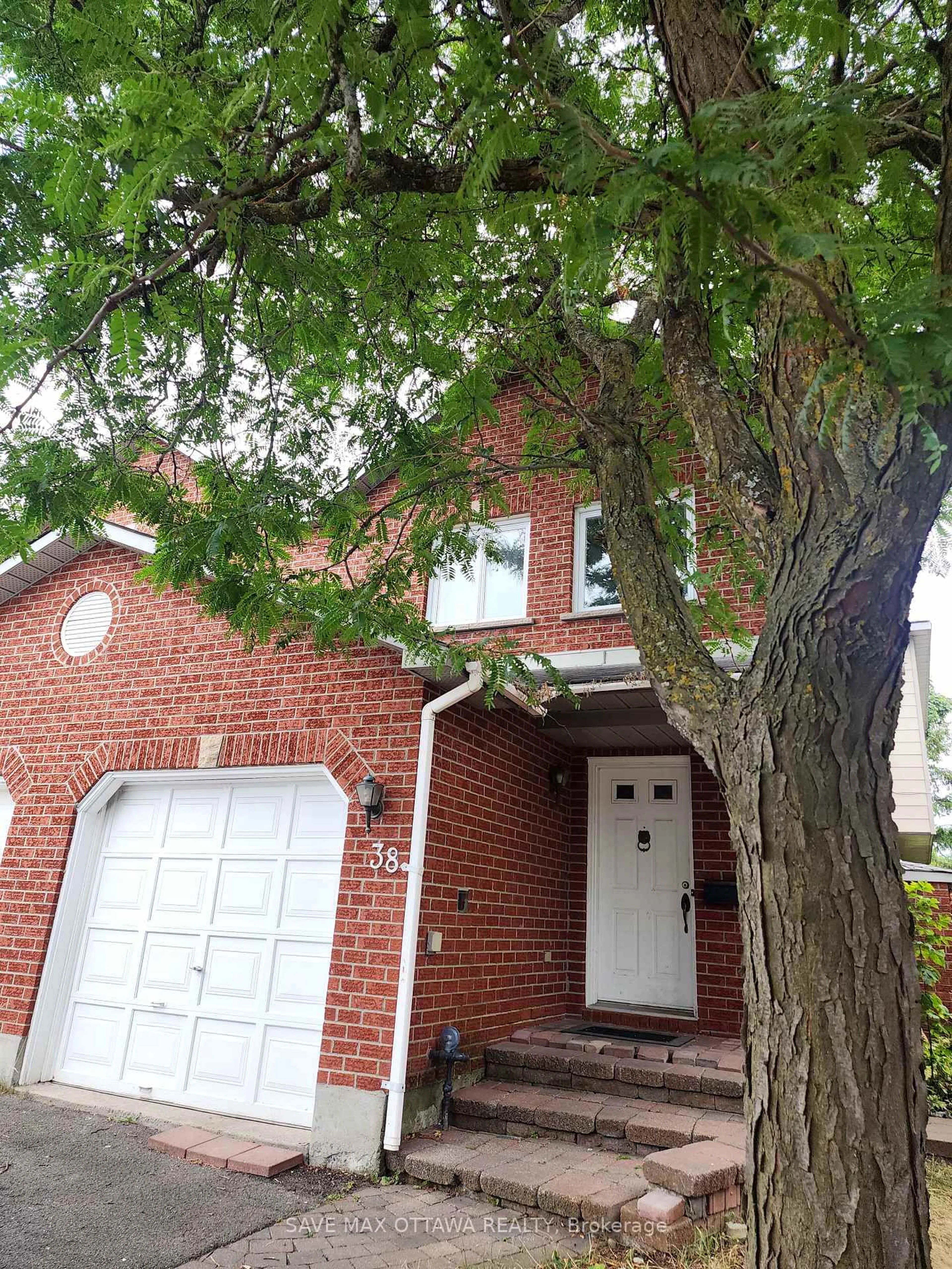 Home with brick exterior material, street for 38 Havenhurst Cres, Ottawa Ontario K1T 3E8