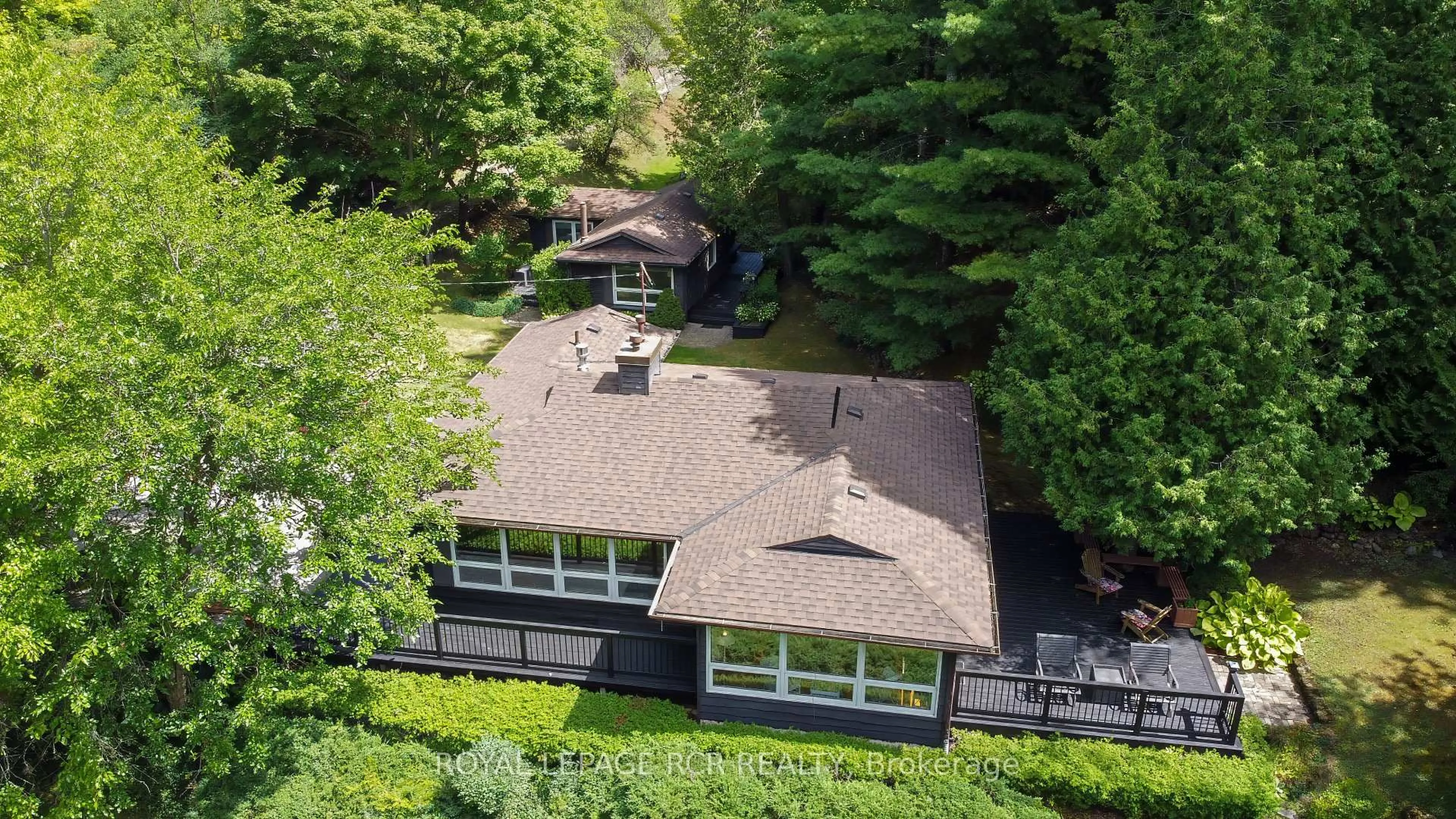 A pic from outside/outdoor area/front of a property/back of a property/a pic from drone, unknown for 677303 Centre Rd, Mulmur Ontario L9V 0E5