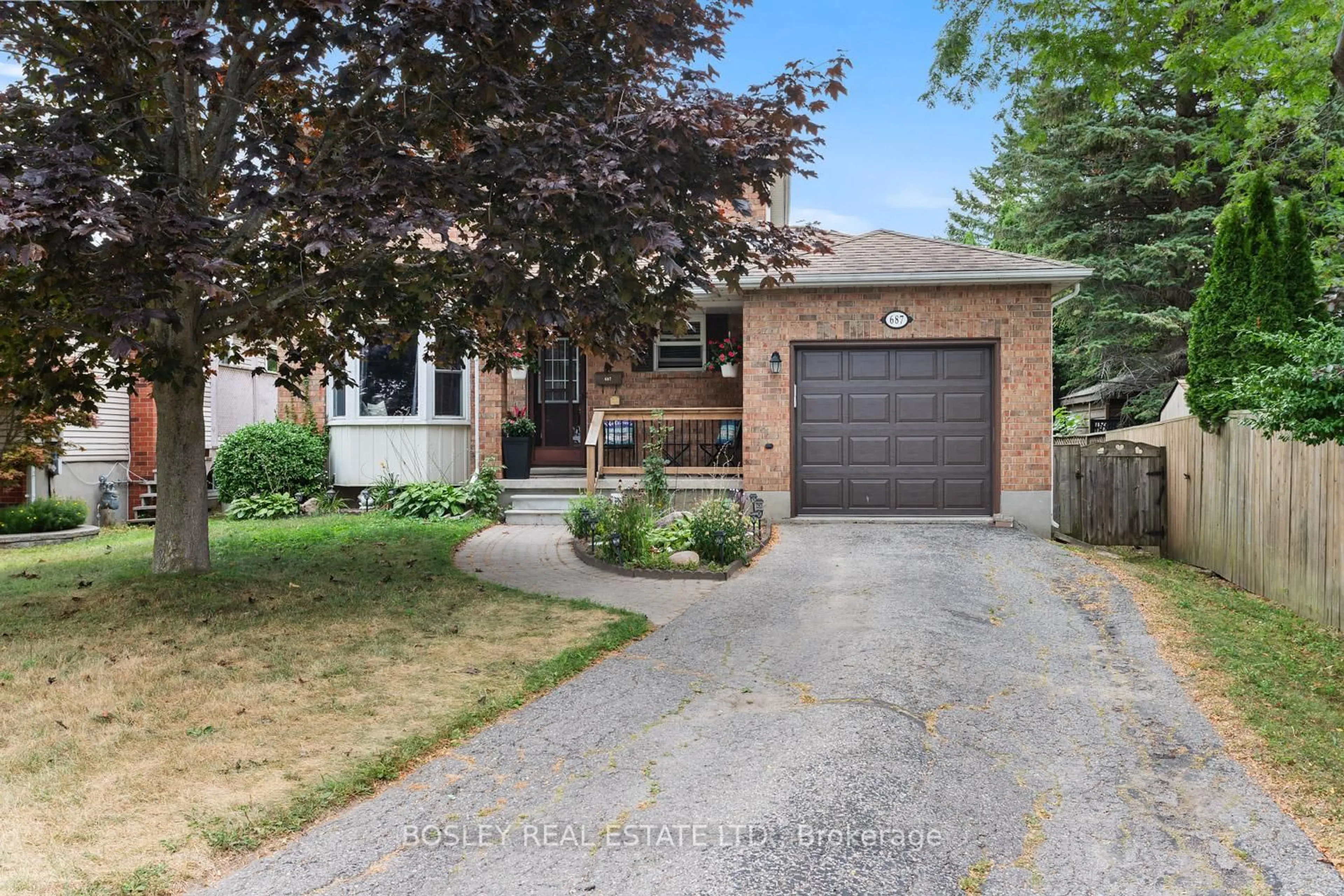 Home with brick exterior material, street for 687 Mackechnie Cres, Cobourg Ontario K9A 4Y1