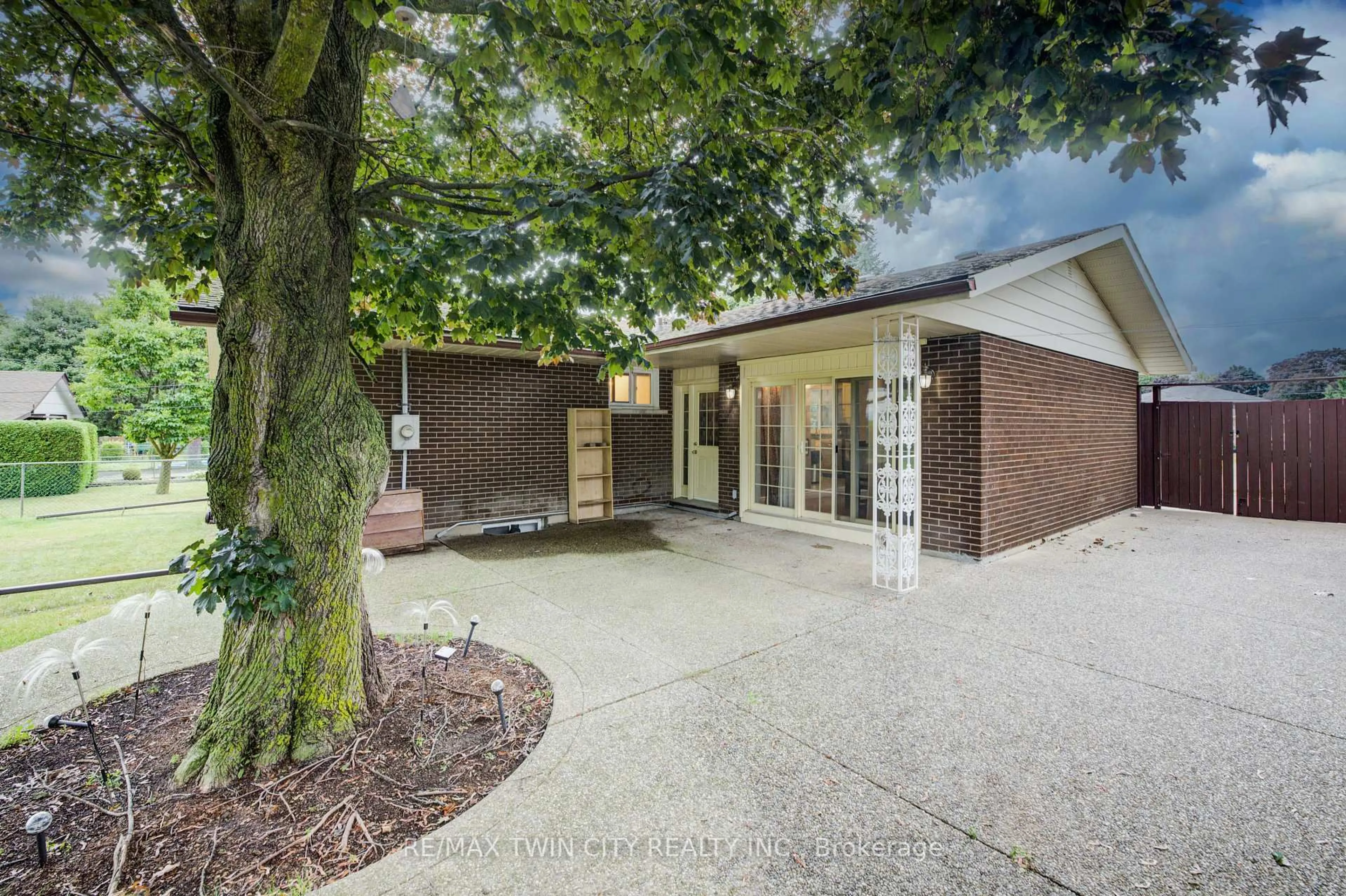Home with brick exterior material, street for 1740 Holley Cres, Cambridge Ontario N3H 2S5