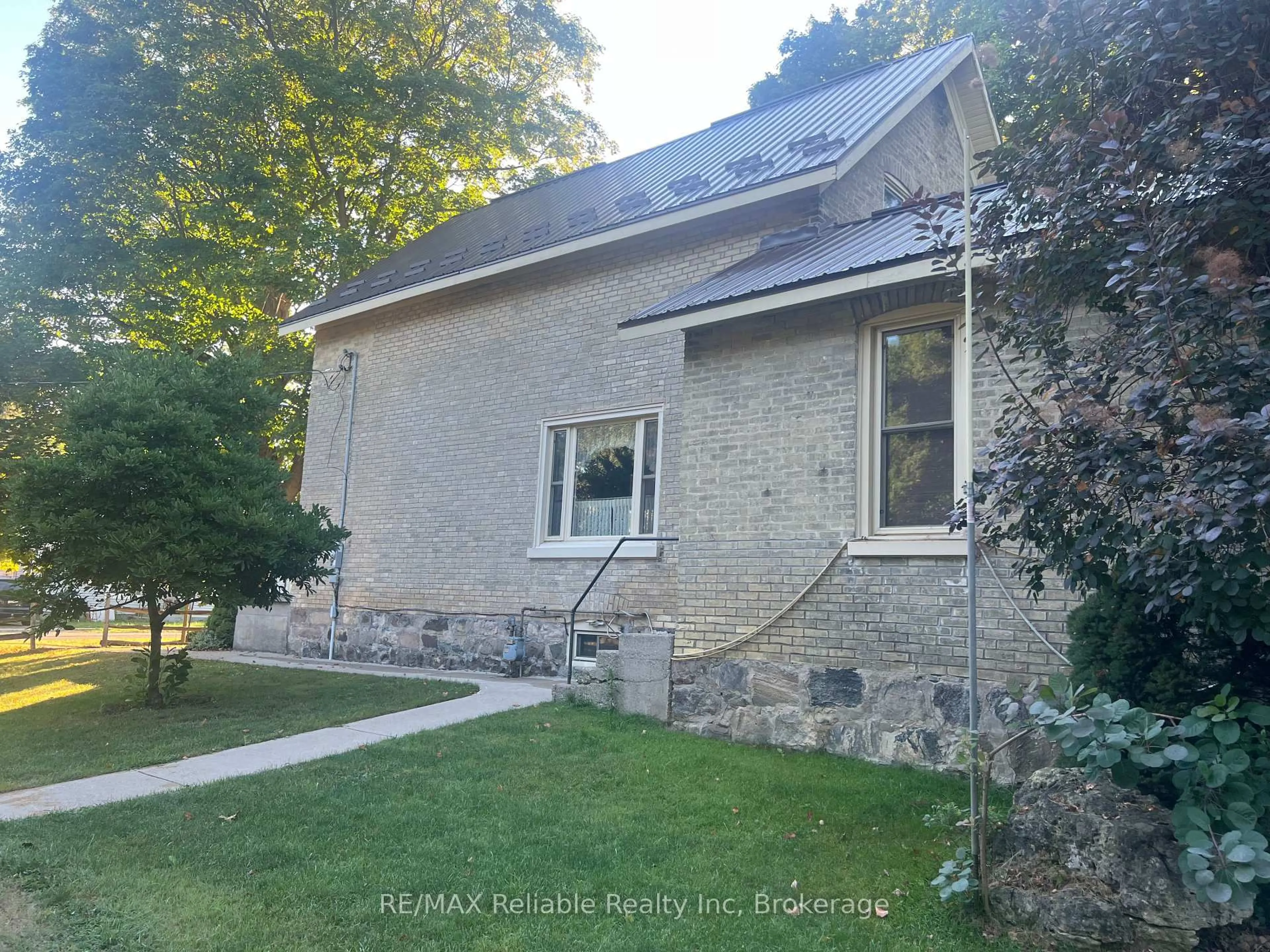 Unknown for 293 Drummond St, North Huron Ontario N0M 1H0