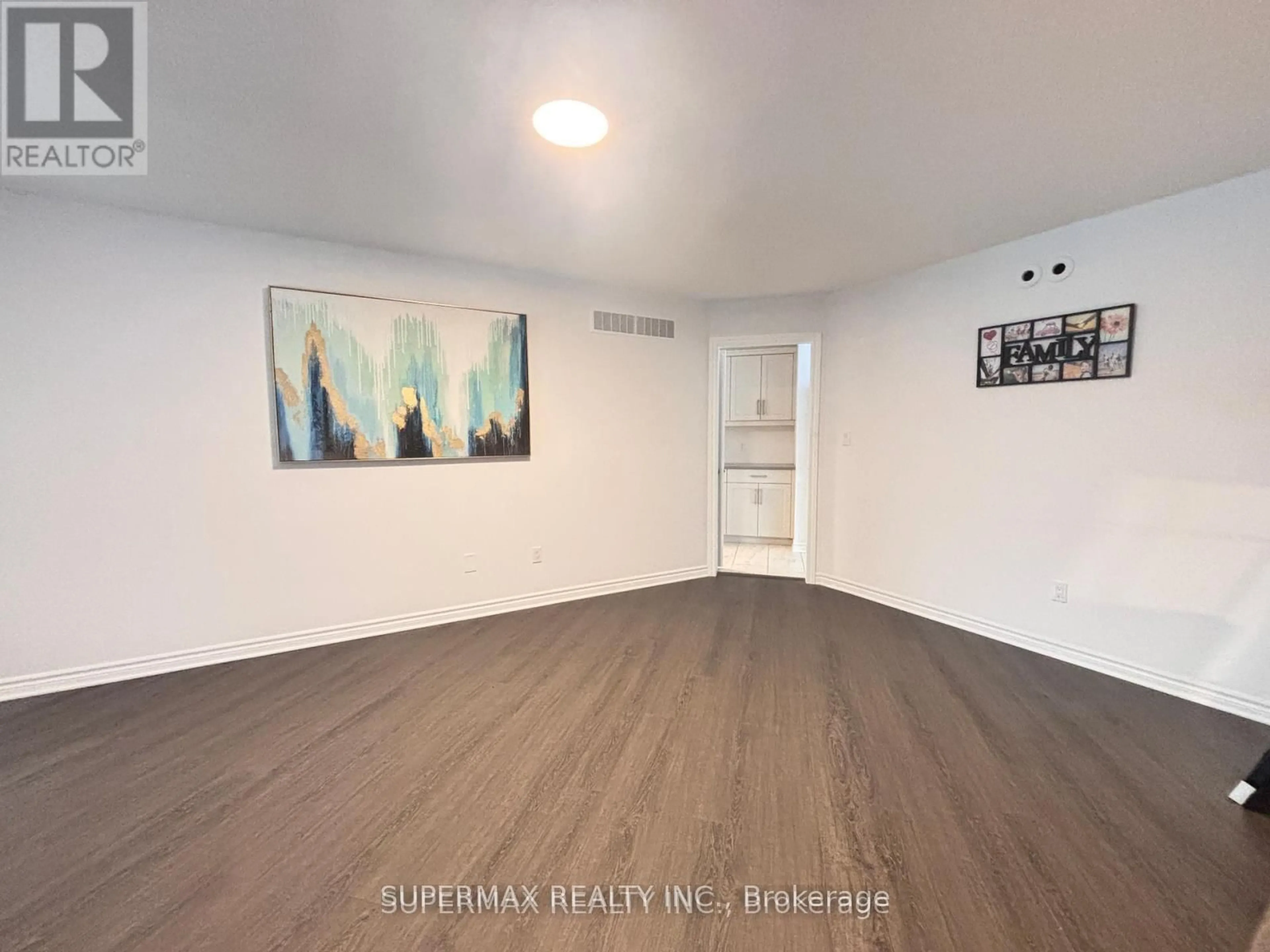 A pic of a room for 57 Feathers Crossing, St. Thomas Ontario N5R 0N9