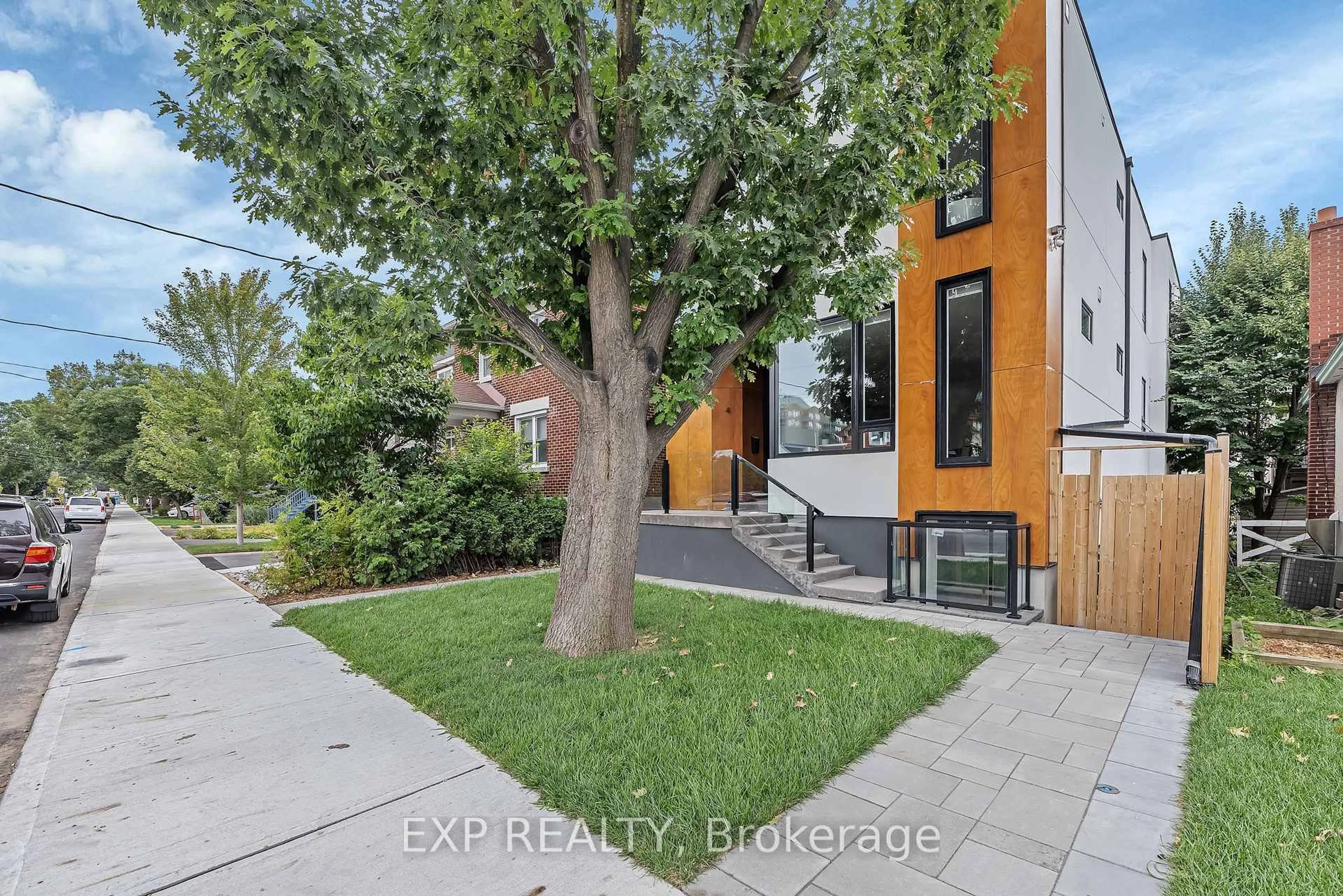 Home with brick exterior material, street for 4A HURON Ave, Ottawa Ontario K1Y 0V9