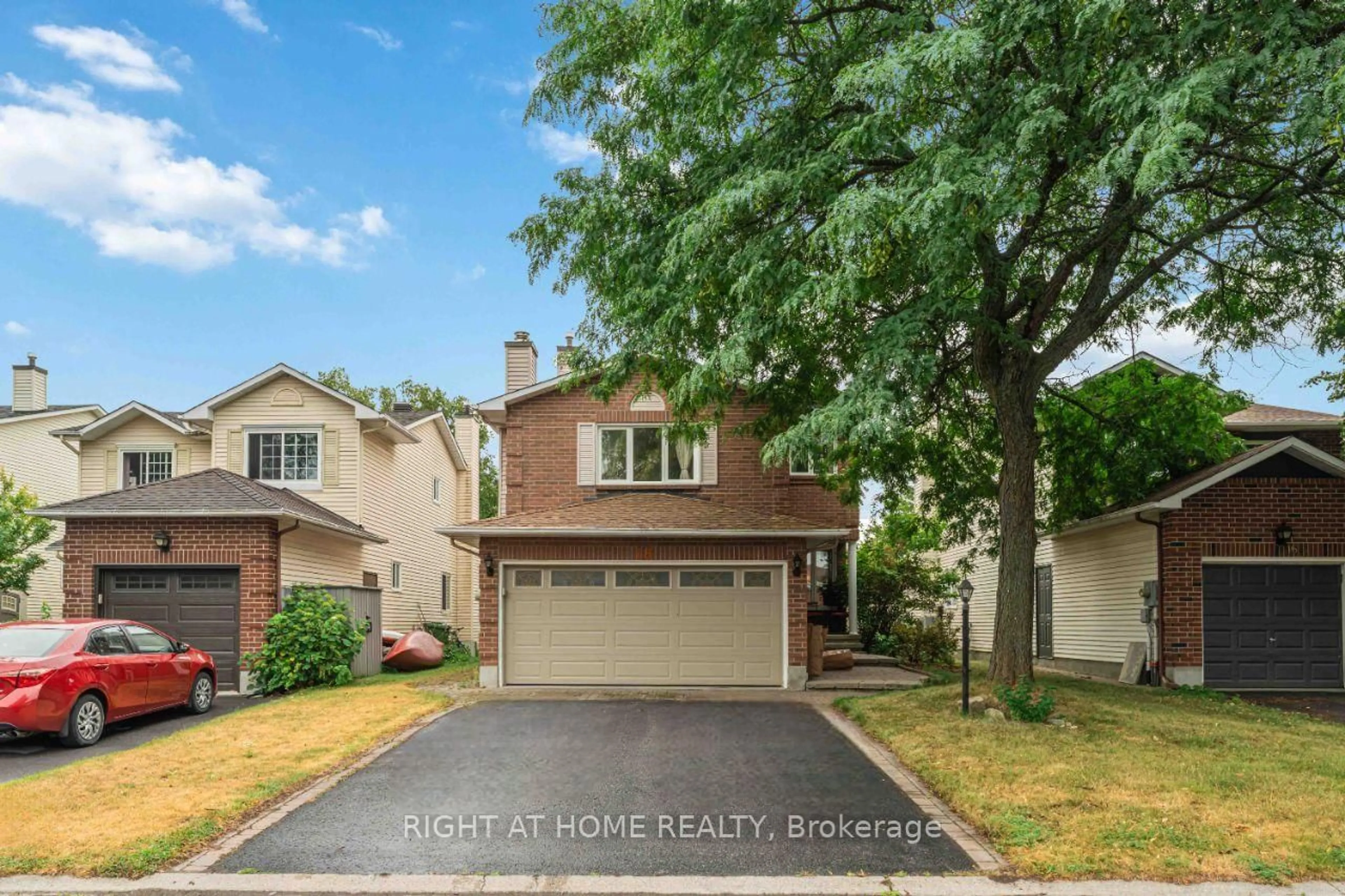 Unknown for 18 Shetland Way, Kanata Ontario K2M 1R9