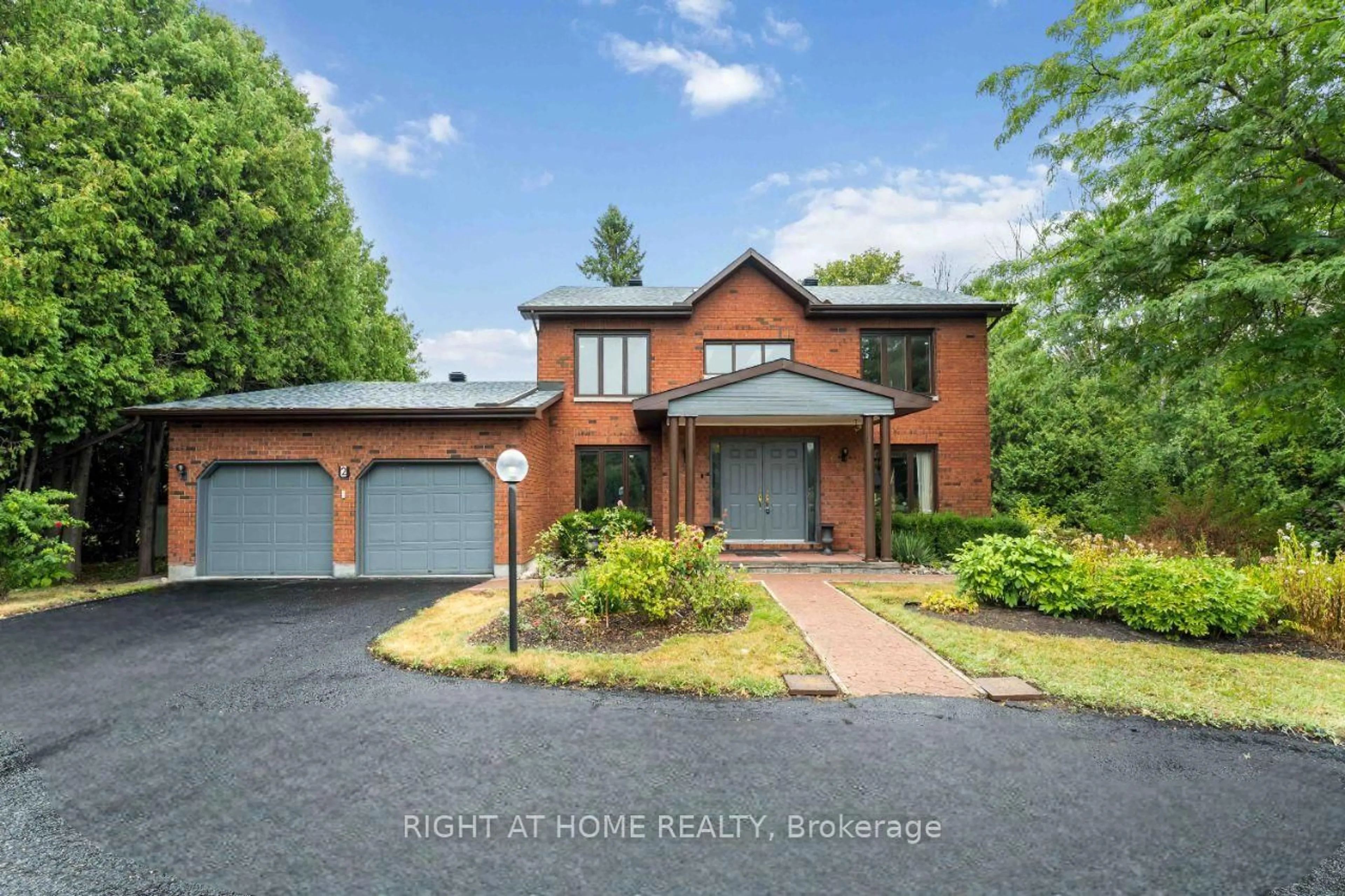 Home with brick exterior material, street for 2 Muirfield Gdns, Nepean Ontario K2R 1B8