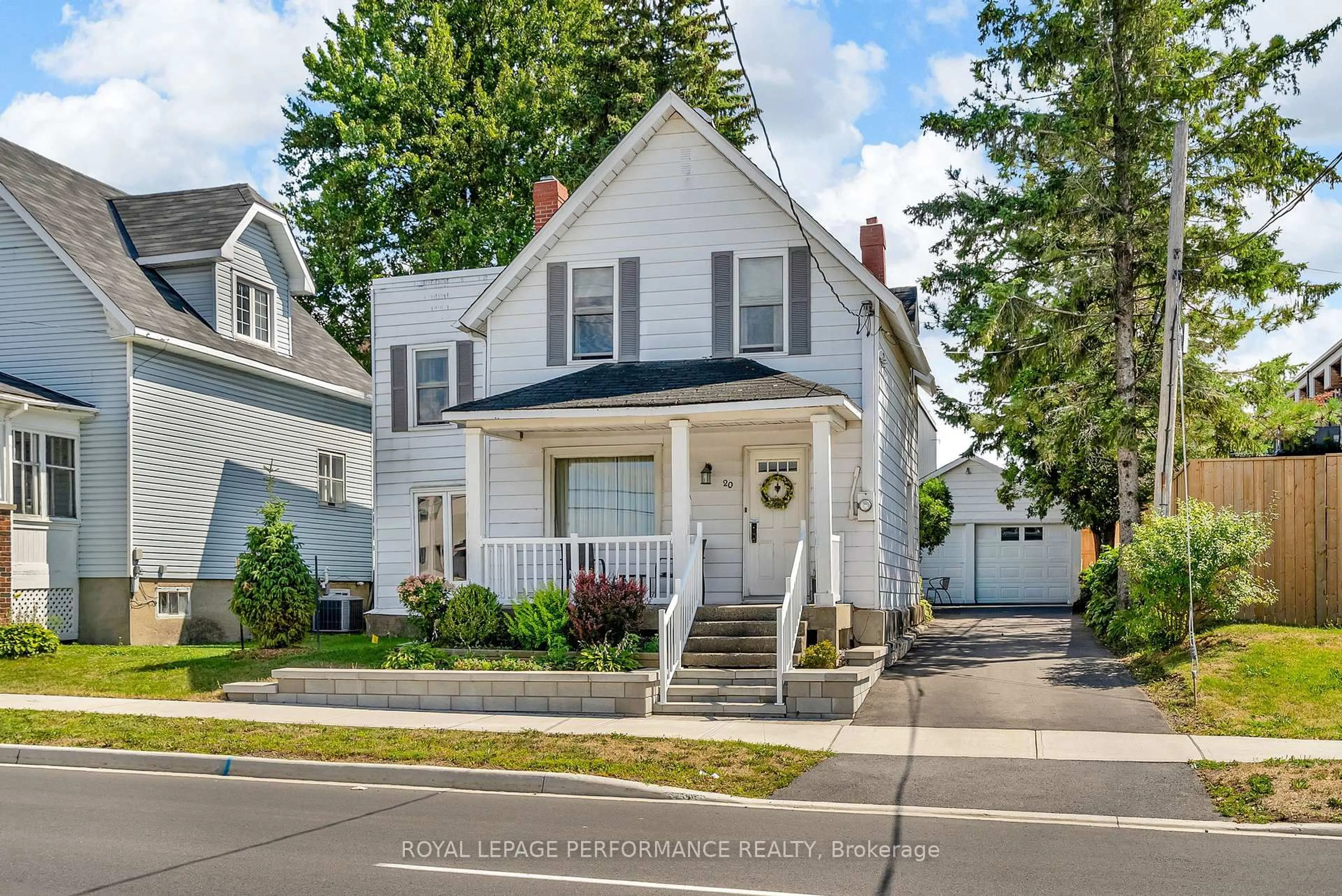 Home with vinyl exterior material, street for 20 Fifth St, Cornwall Ontario K6J 2T4