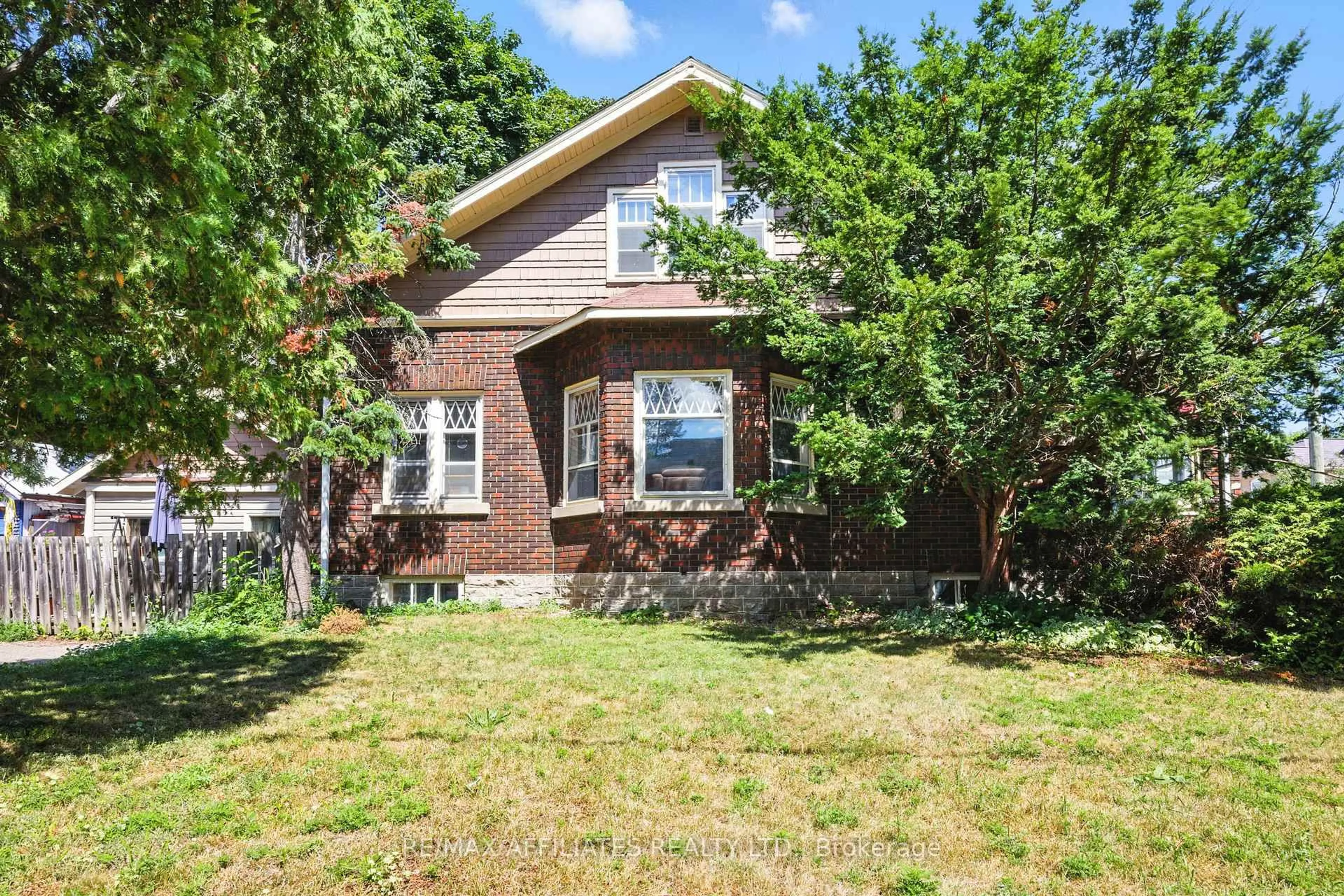 Home with brick exterior material, street for 88 Main St, Smiths Falls Ontario K7A 1A9