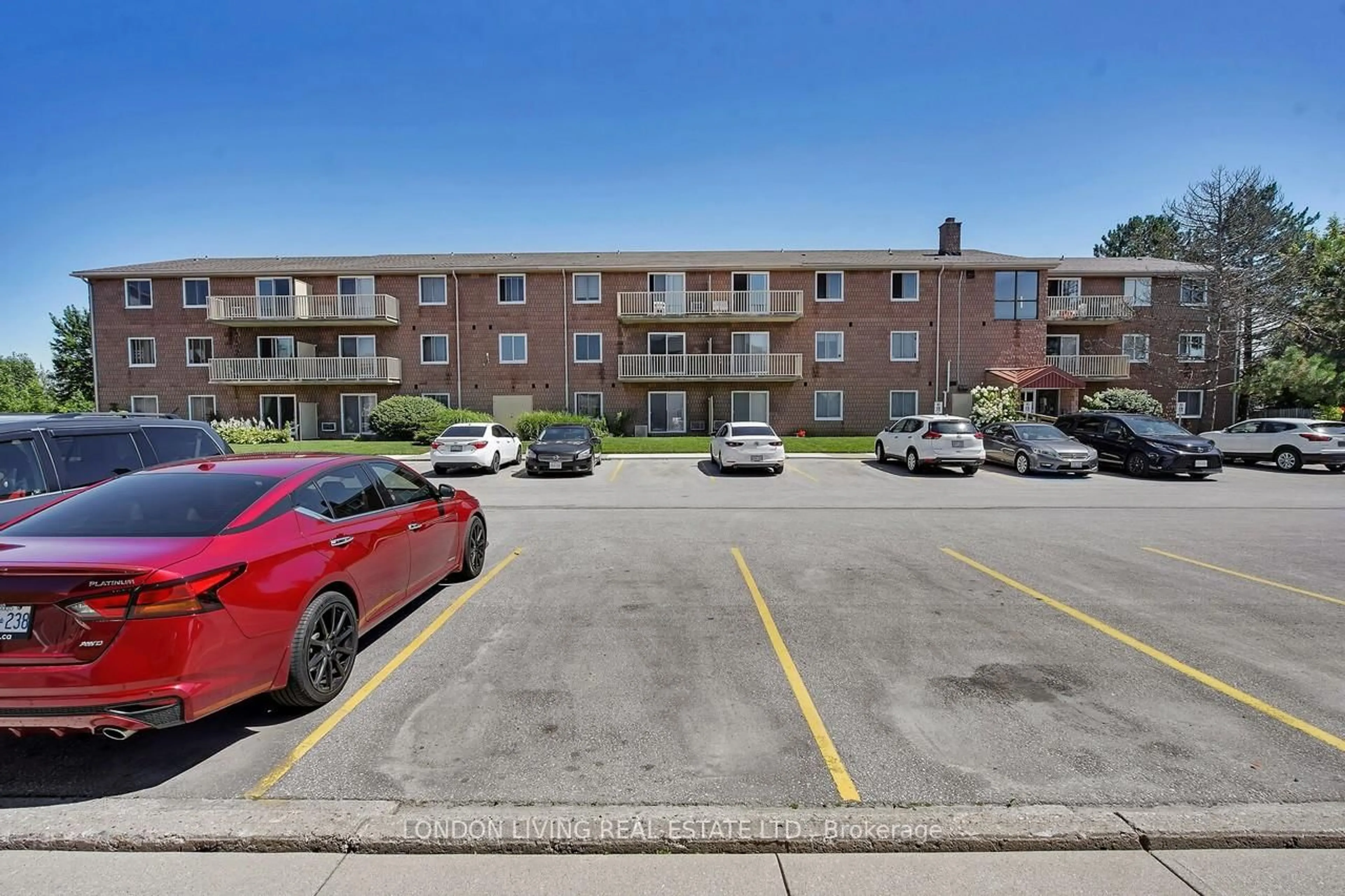 Unknown for 1584 Ernest Ave #301, London South Ontario N6E 1X9