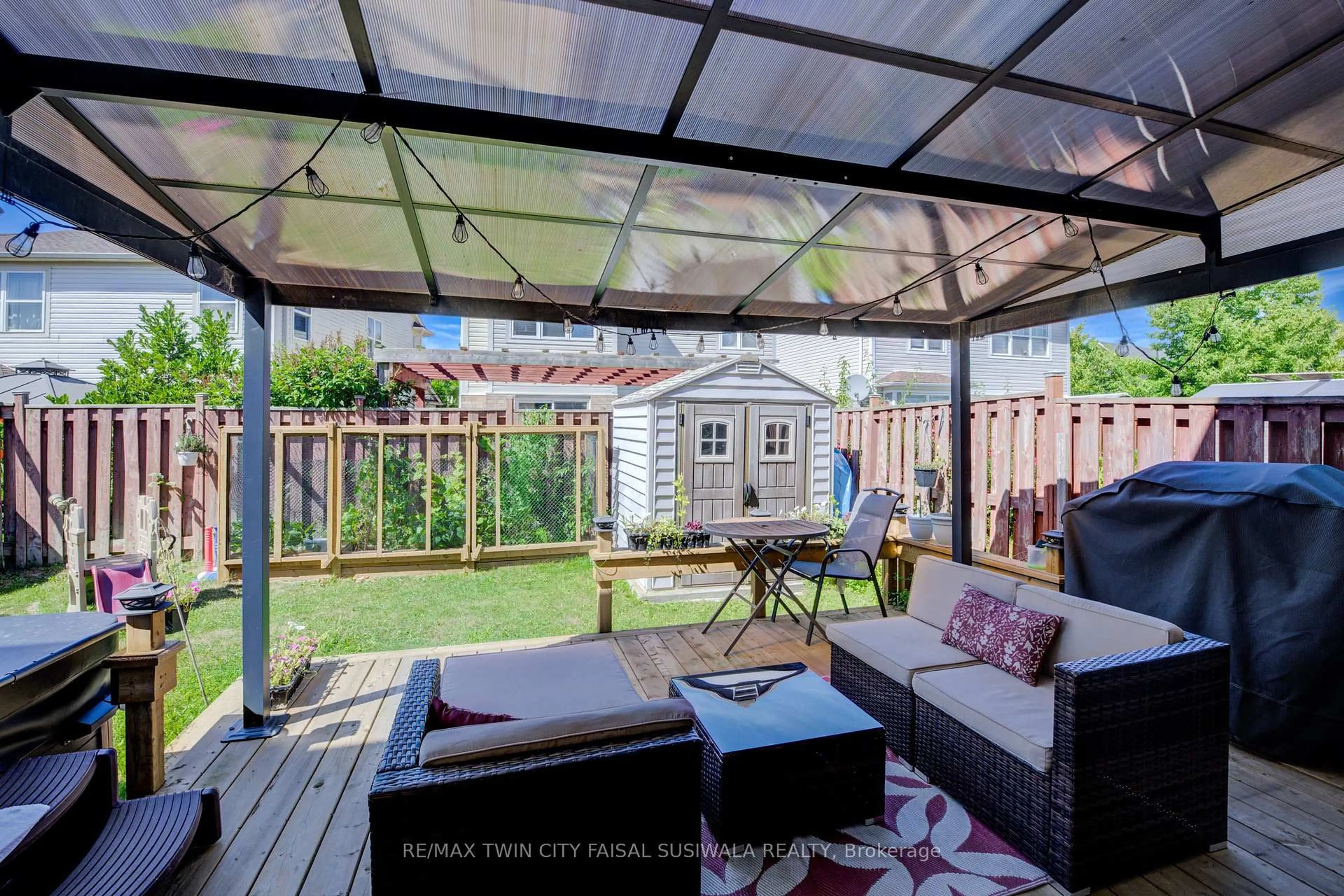 Patio, street for 12 Bugdale Dr, Cambridge Ontario N1T 2K2