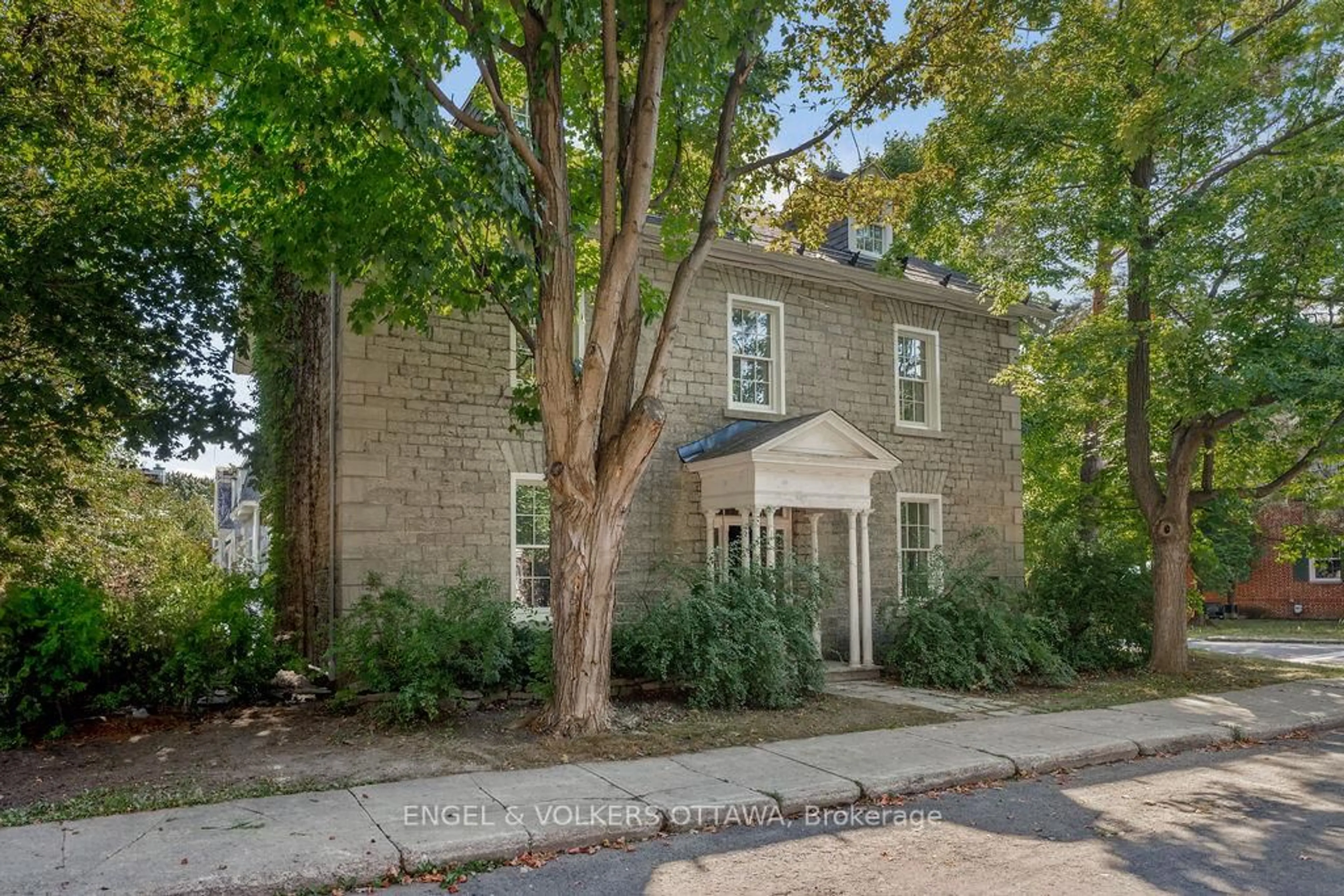 Home with brick exterior material, street for 35 MacKay St, Ottawa Ontario K1M 2B2