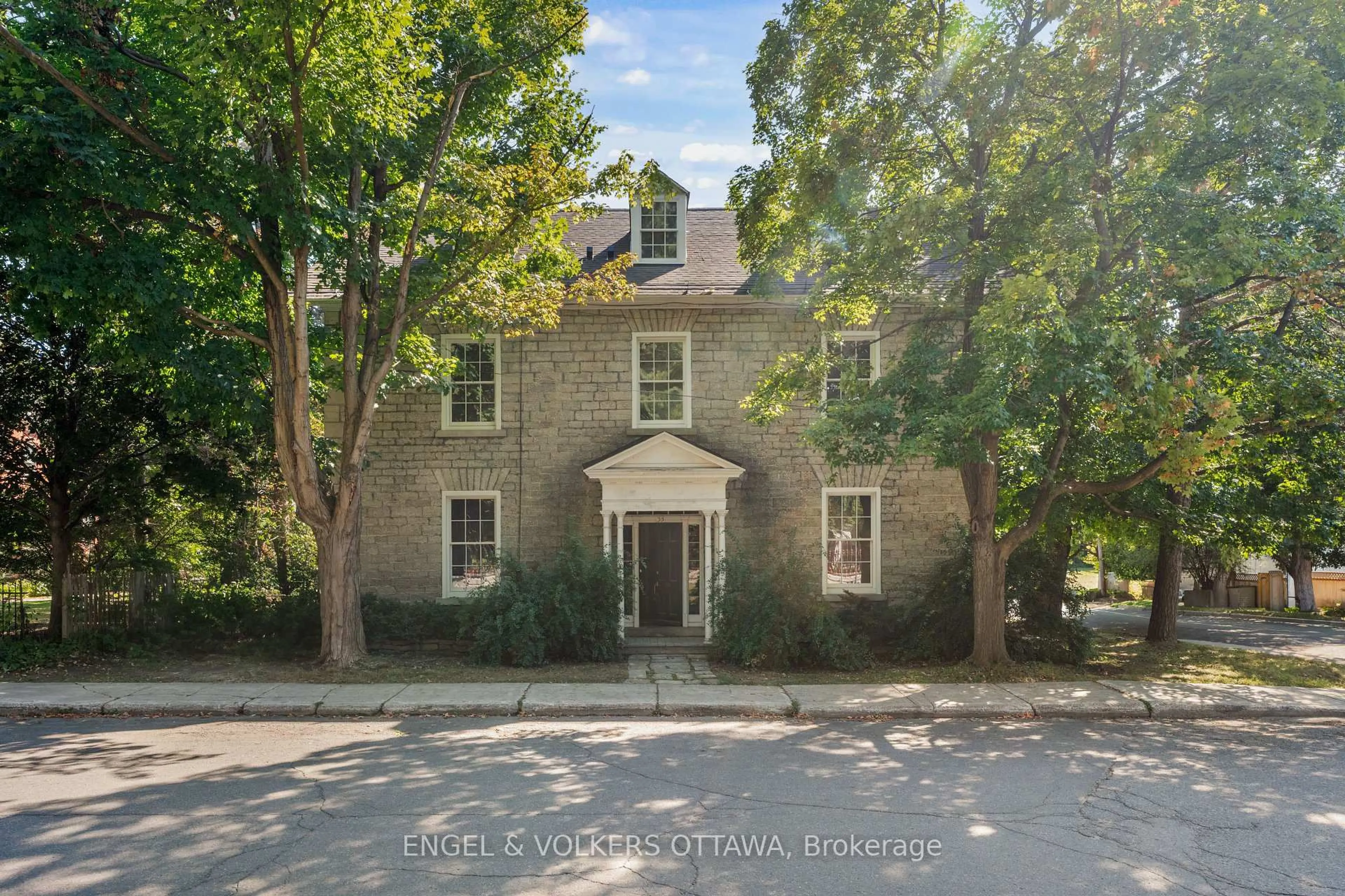 Home with brick exterior material, street for 35 MacKay St, Ottawa Ontario K1M 2B2