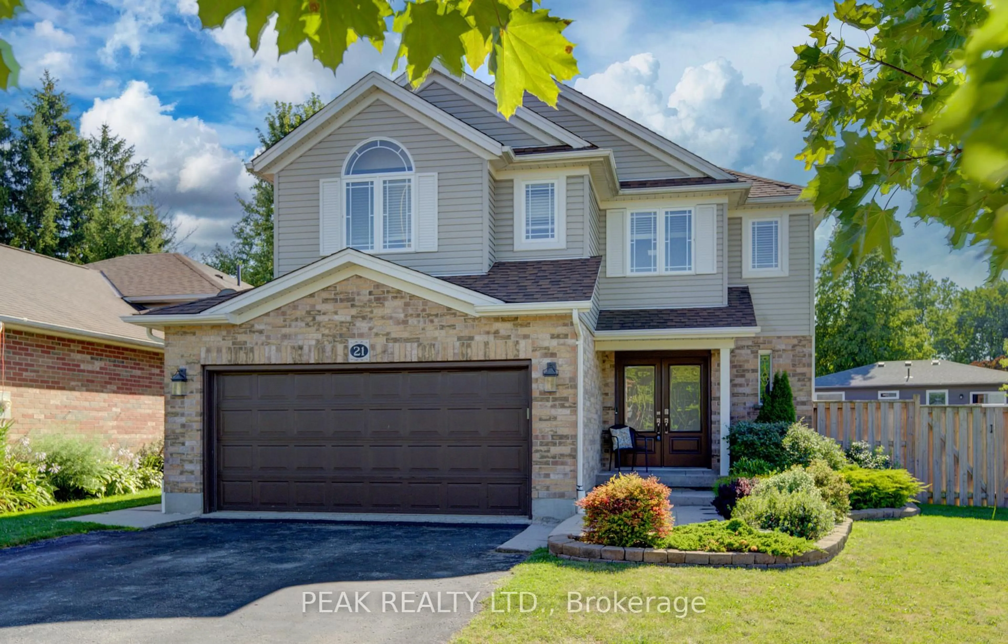 Home with brick exterior material, street for 21 Schneller Crt, Wilmot Ontario N3A 2K8