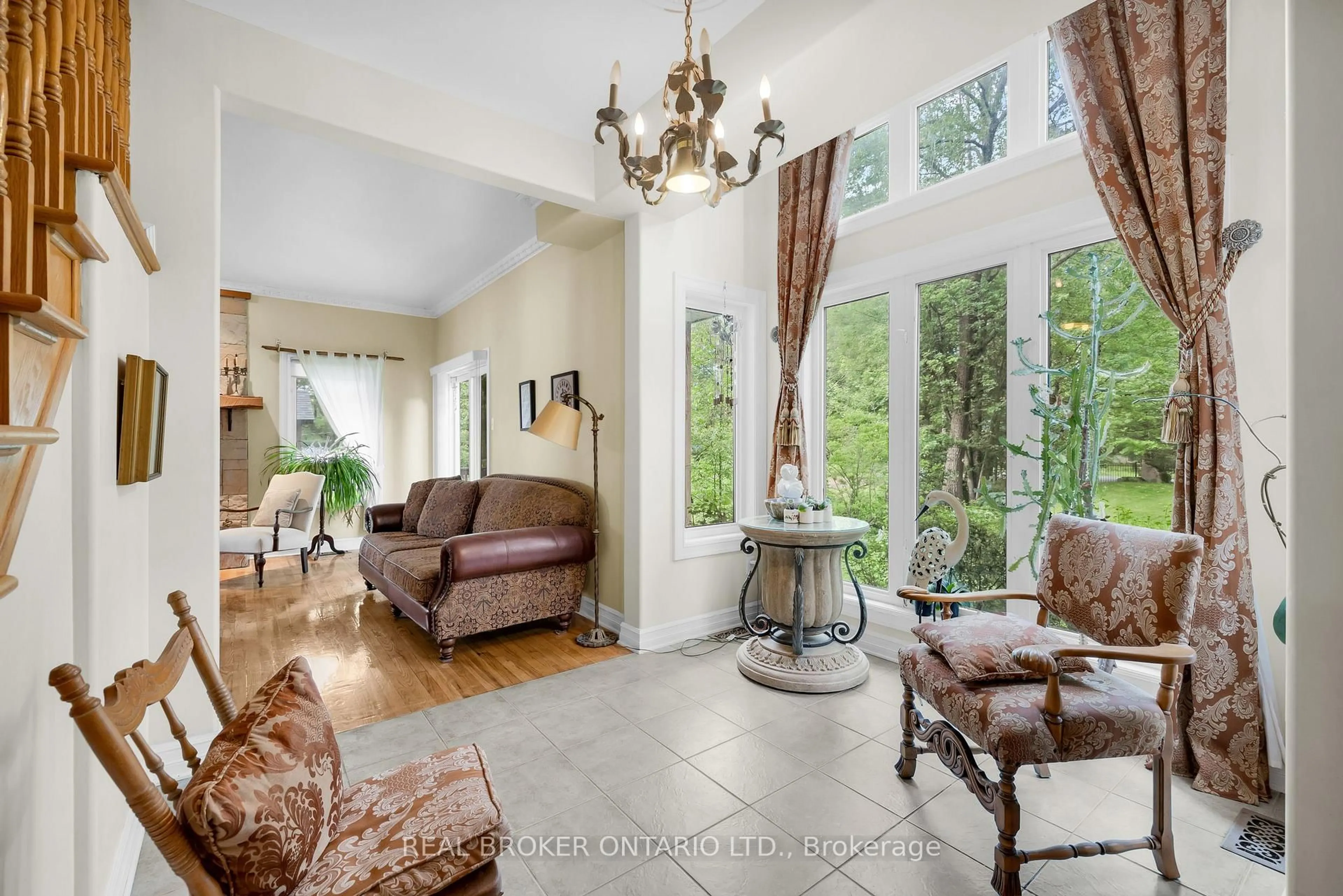Living room with furniture, ceramic/tile floor for 164 Baillie Ave, Ottawa Ontario K0A 3M0