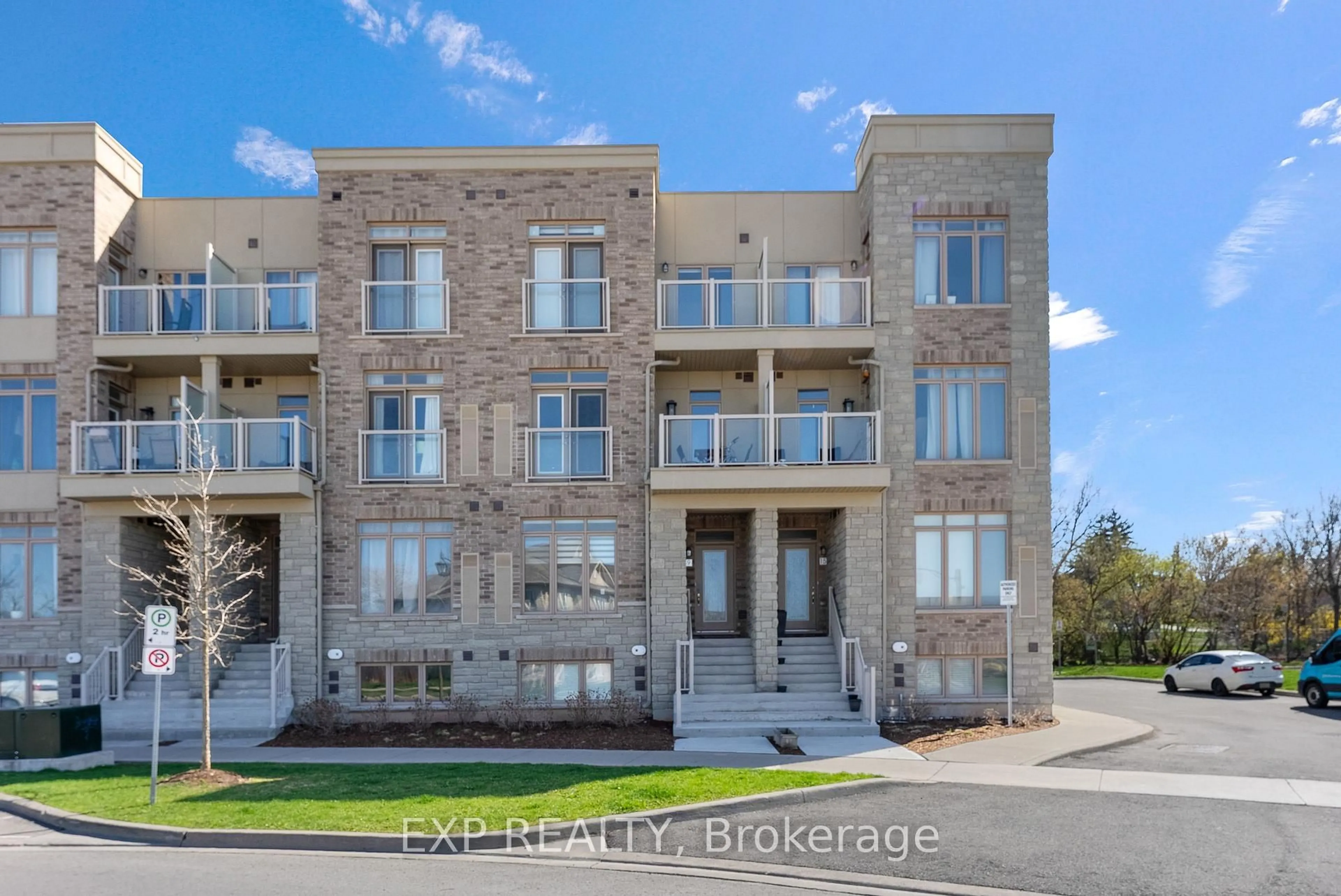 Home with brick exterior material, building for 5016 Serena Dr #9, Lincoln Ontario L0R 1B4
