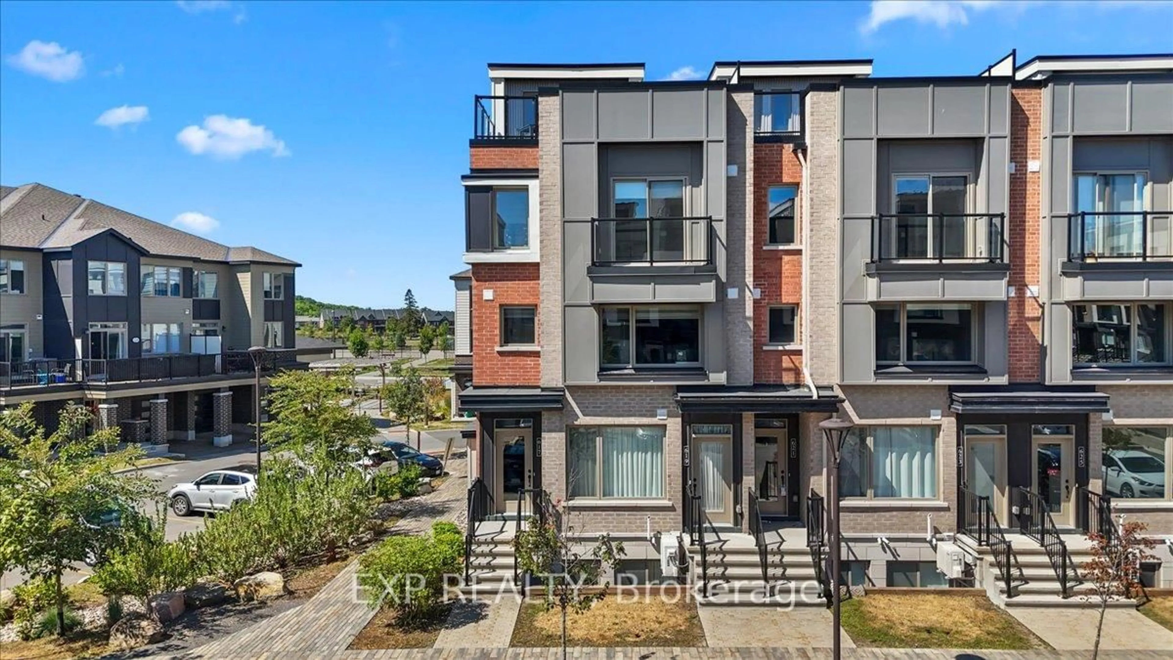 A pic from outside/outdoor area/front of a property/back of a property/a pic from drone, unknown for 617 Makwa Private, Ottawa Ontario K1K 5A4