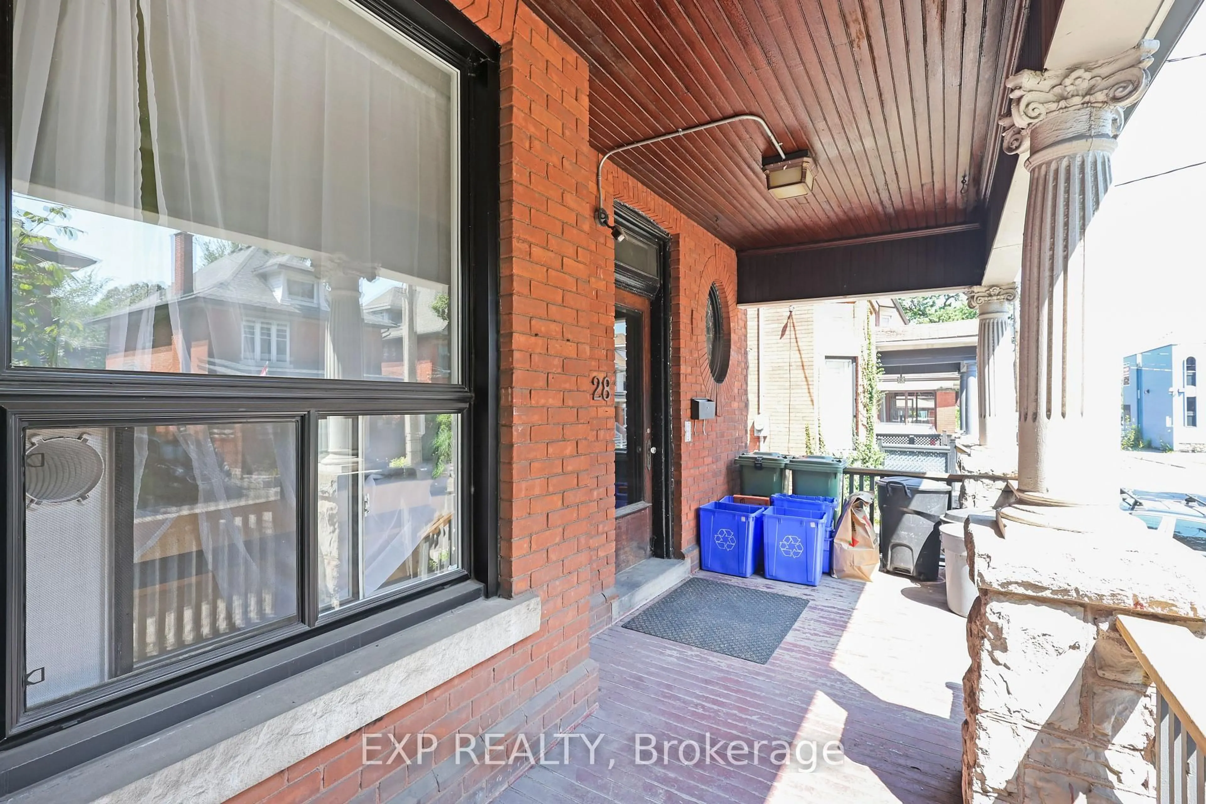 Unknown for 28 Eastbourne Ave, Hamilton Ontario L8M 2M7