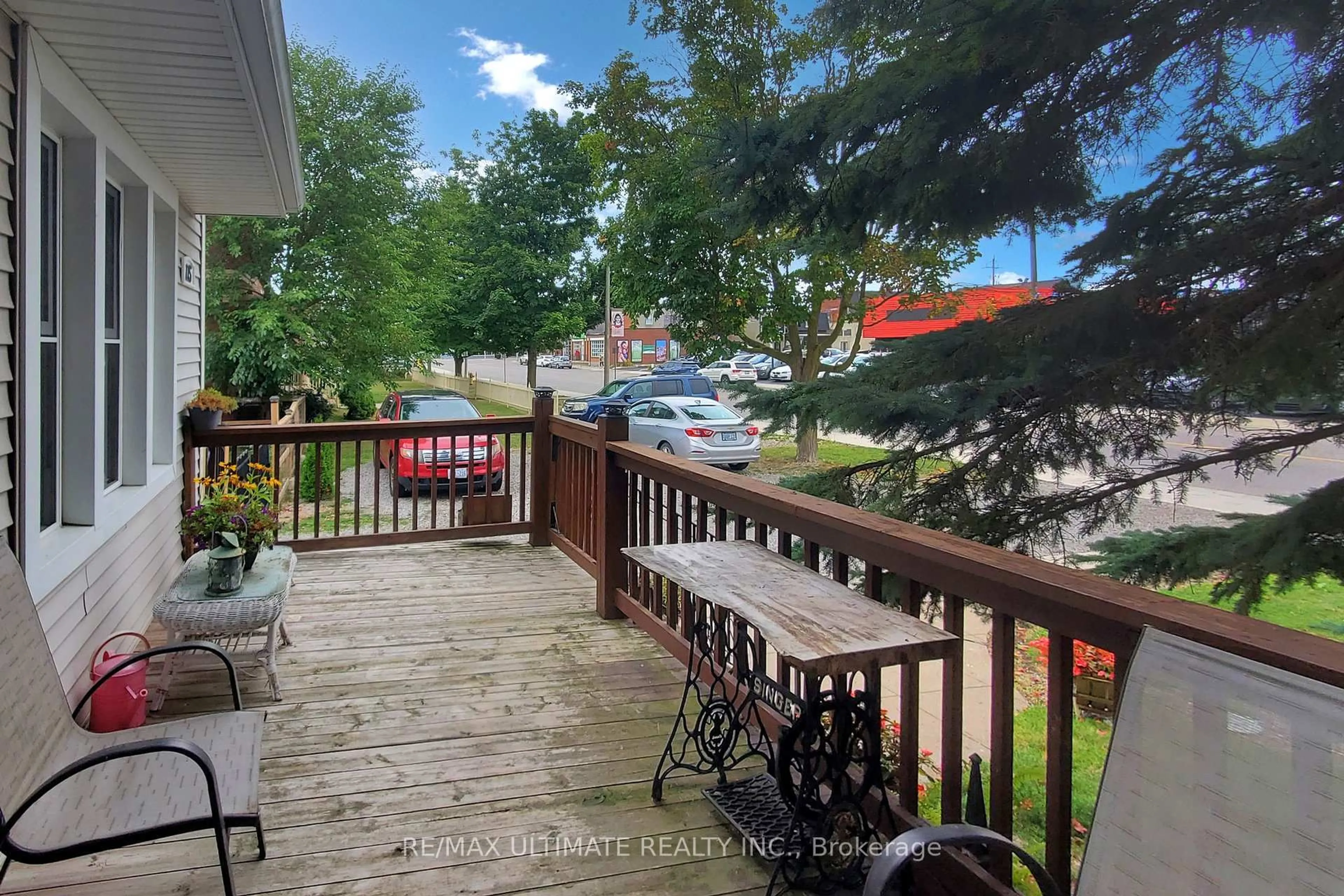 Patio, unknown for 115 BROAD St, Haldimand Ontario N1A 1E8