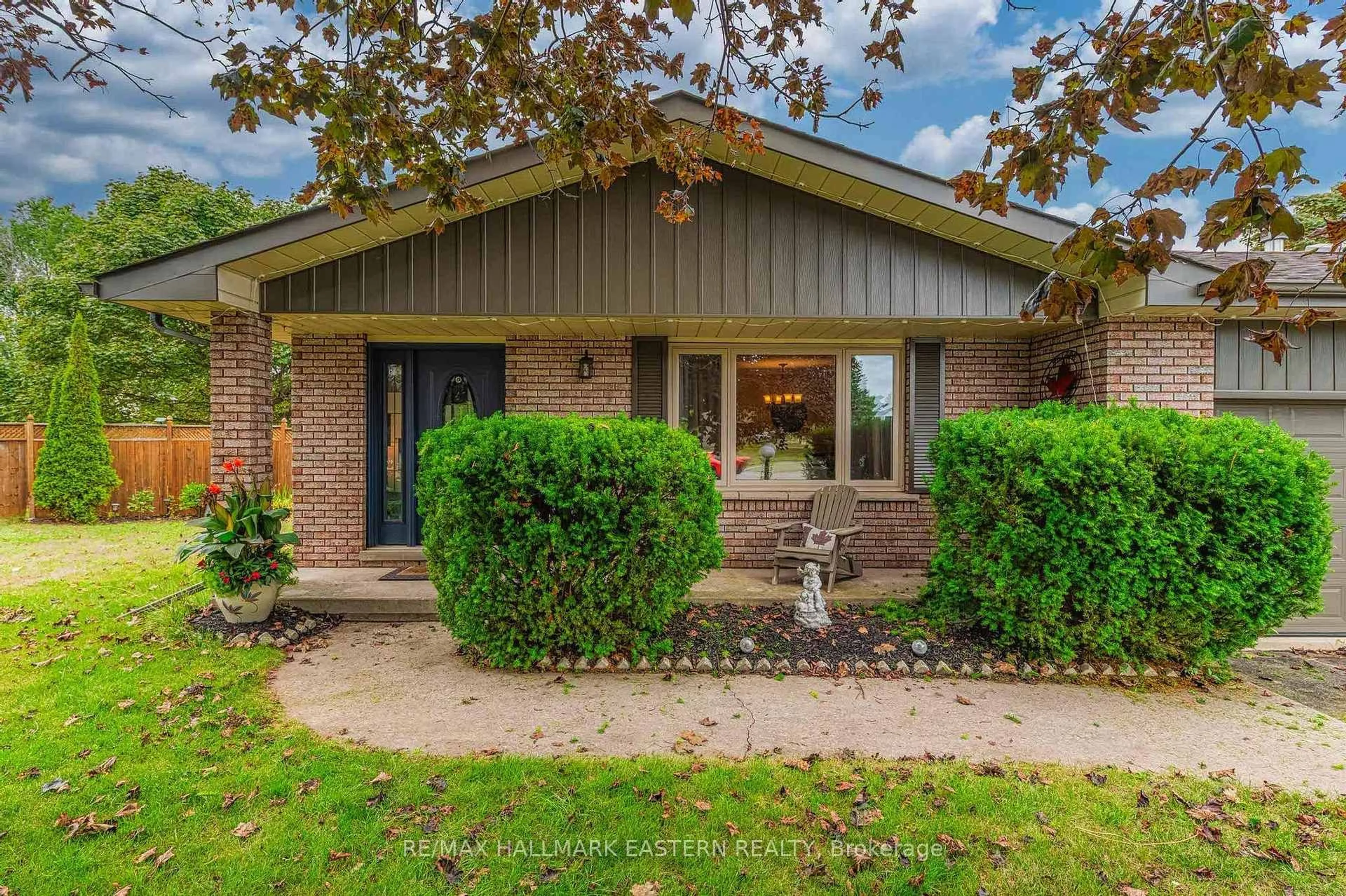 Home with brick exterior material, street for 3 Carol Pl, Port Hope Ontario L1A 3Y5