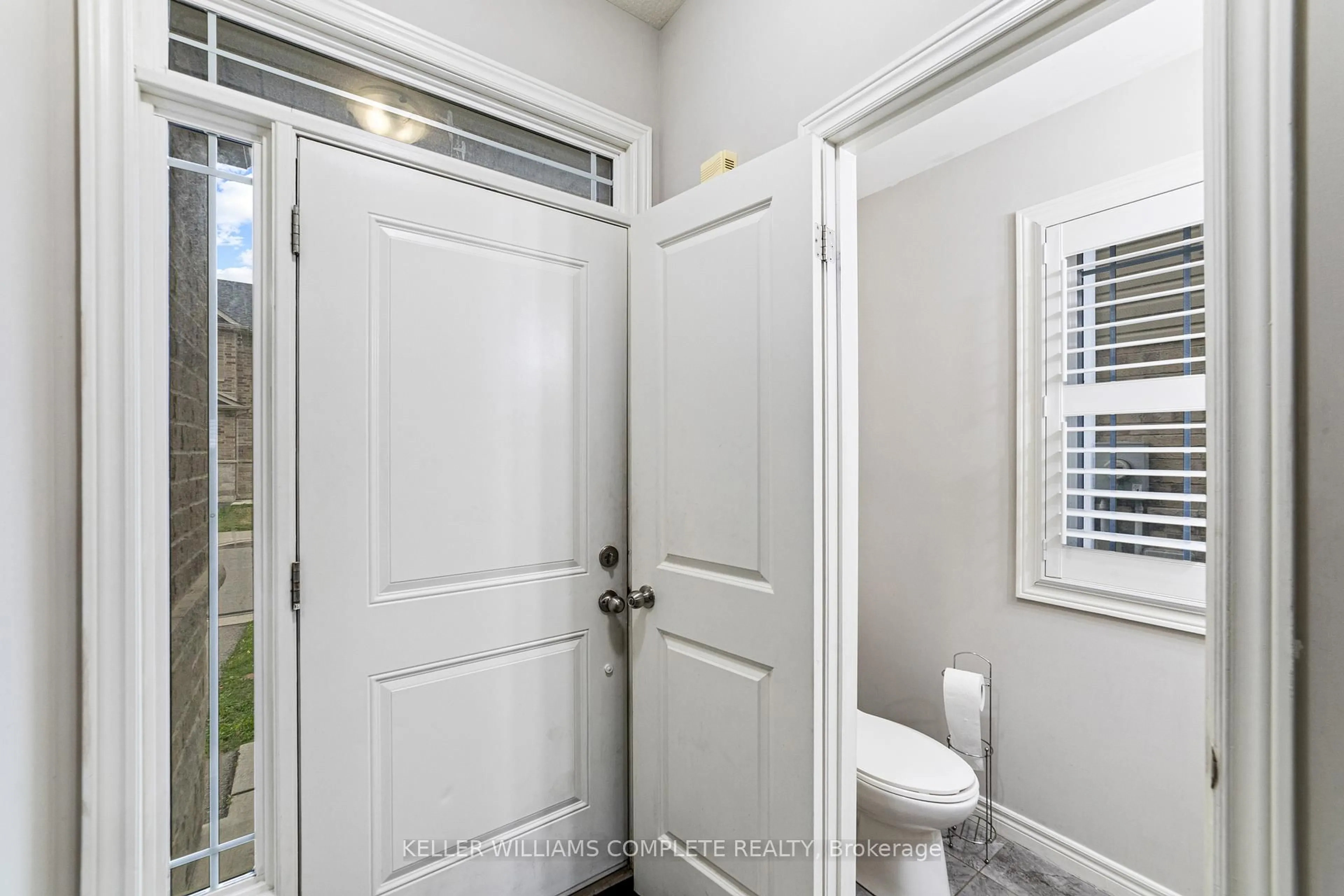 Standard bathroom, ceramic/tile floor for 14 Serenity Lane, Hamilton Ontario L0R 1P0