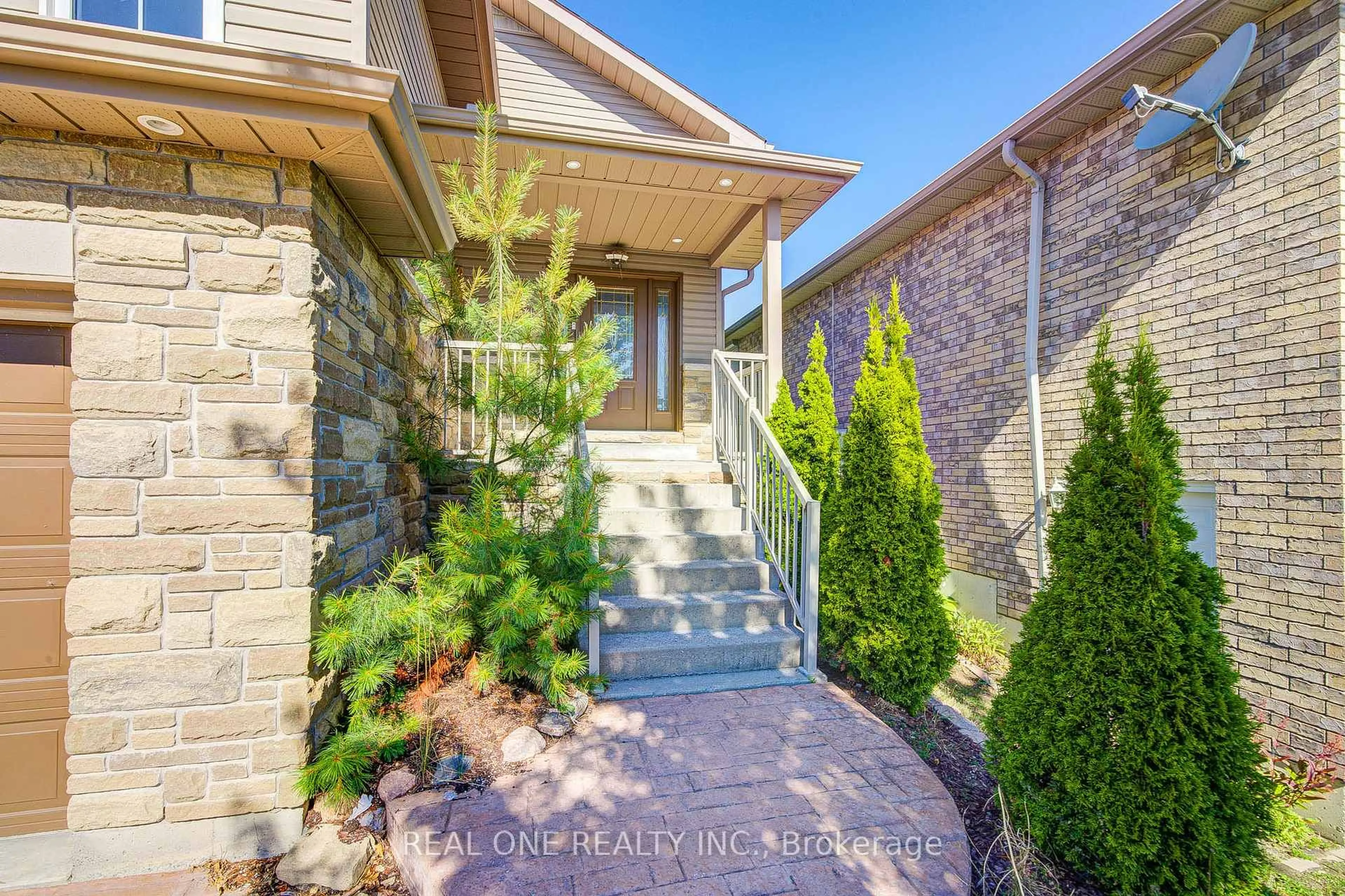 Home with brick exterior material, street for 105 Milroy Dr, Peterborough North Ontario K9H 7T2
