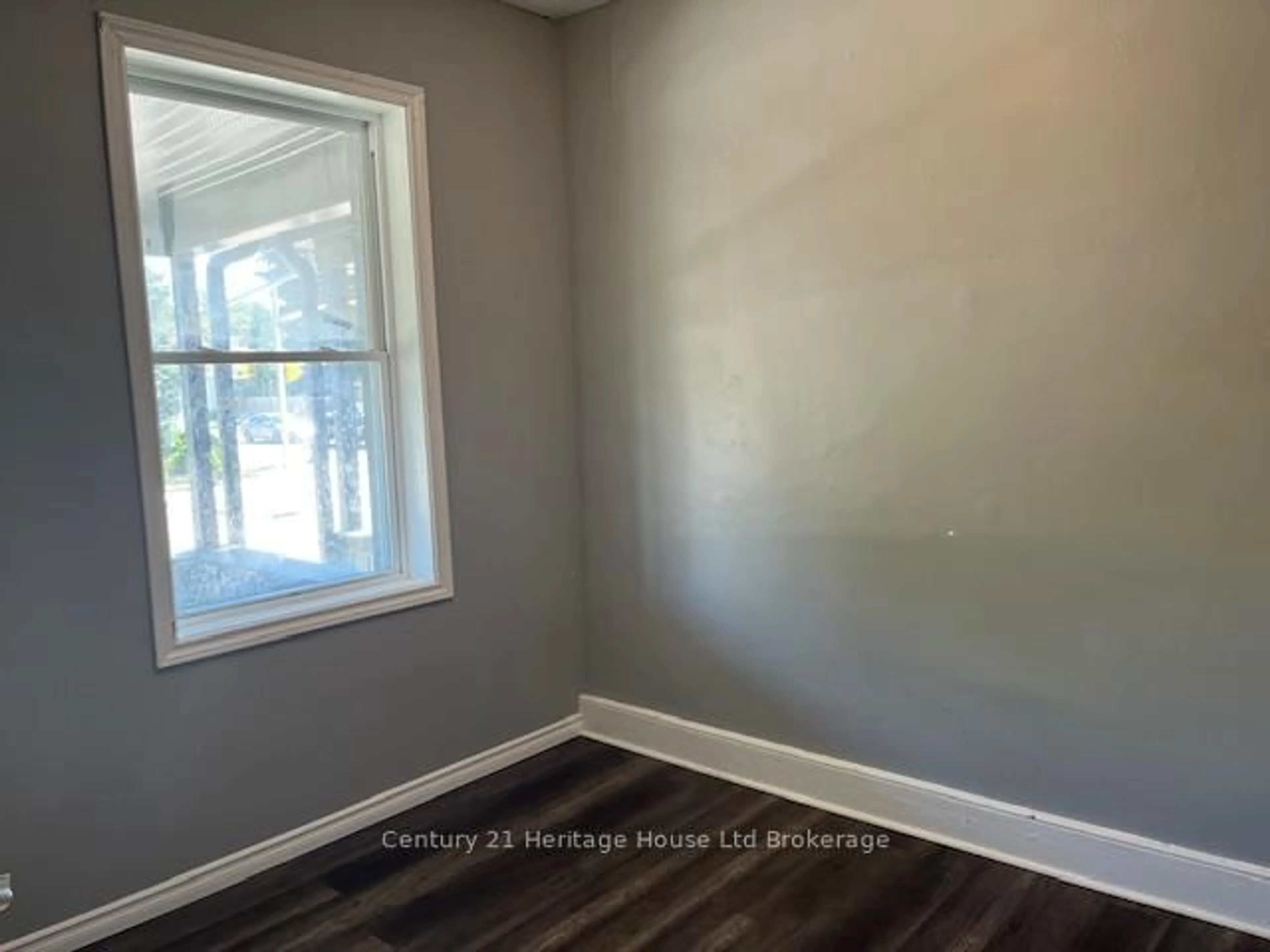 A pic of a room for 74 Wilson St, Woodstock Ontario N4S 3N5