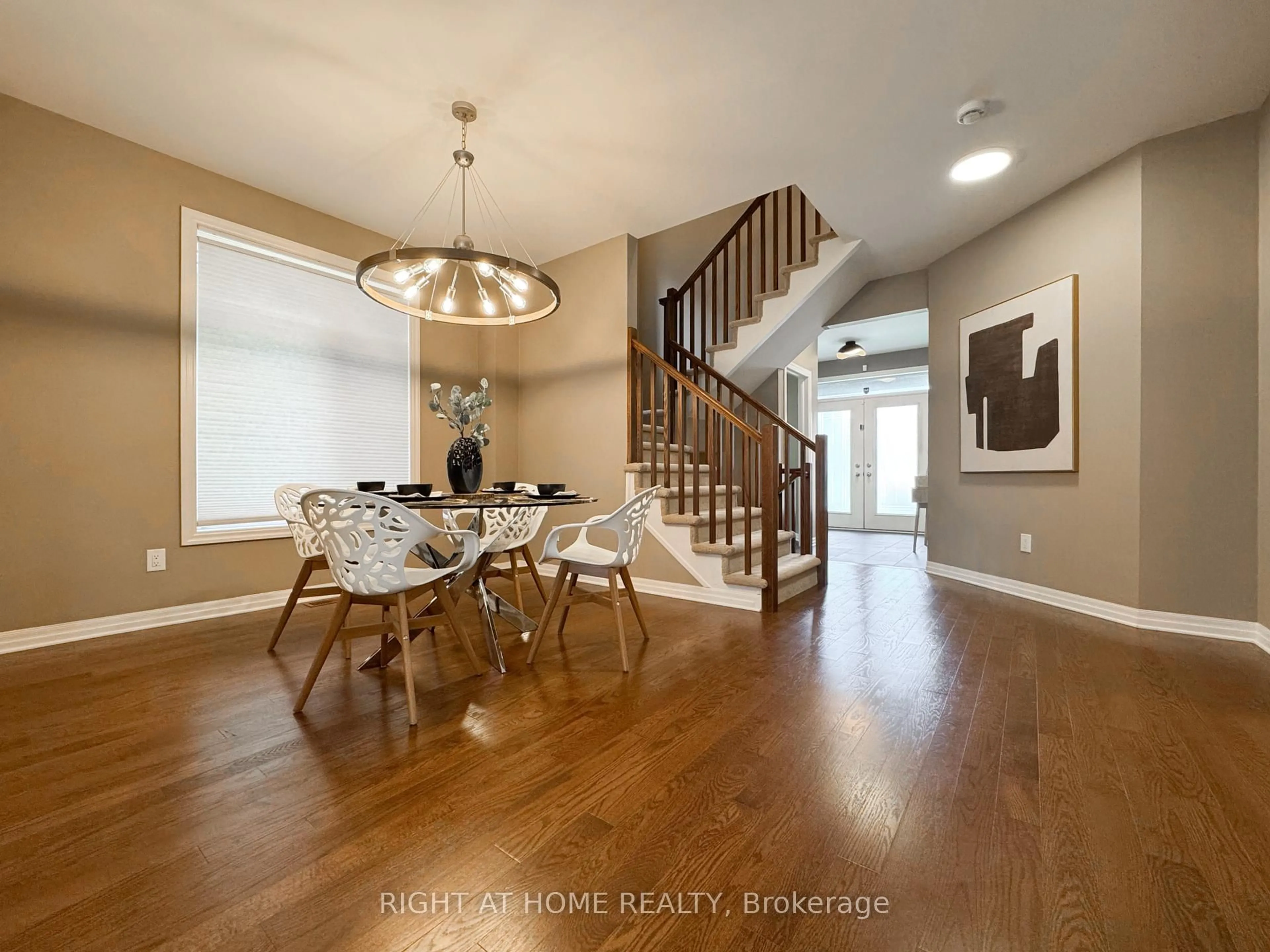 Dining room, wood/laminate floor for 506 Peerless St, Ottawa Ontario K2J 5P9