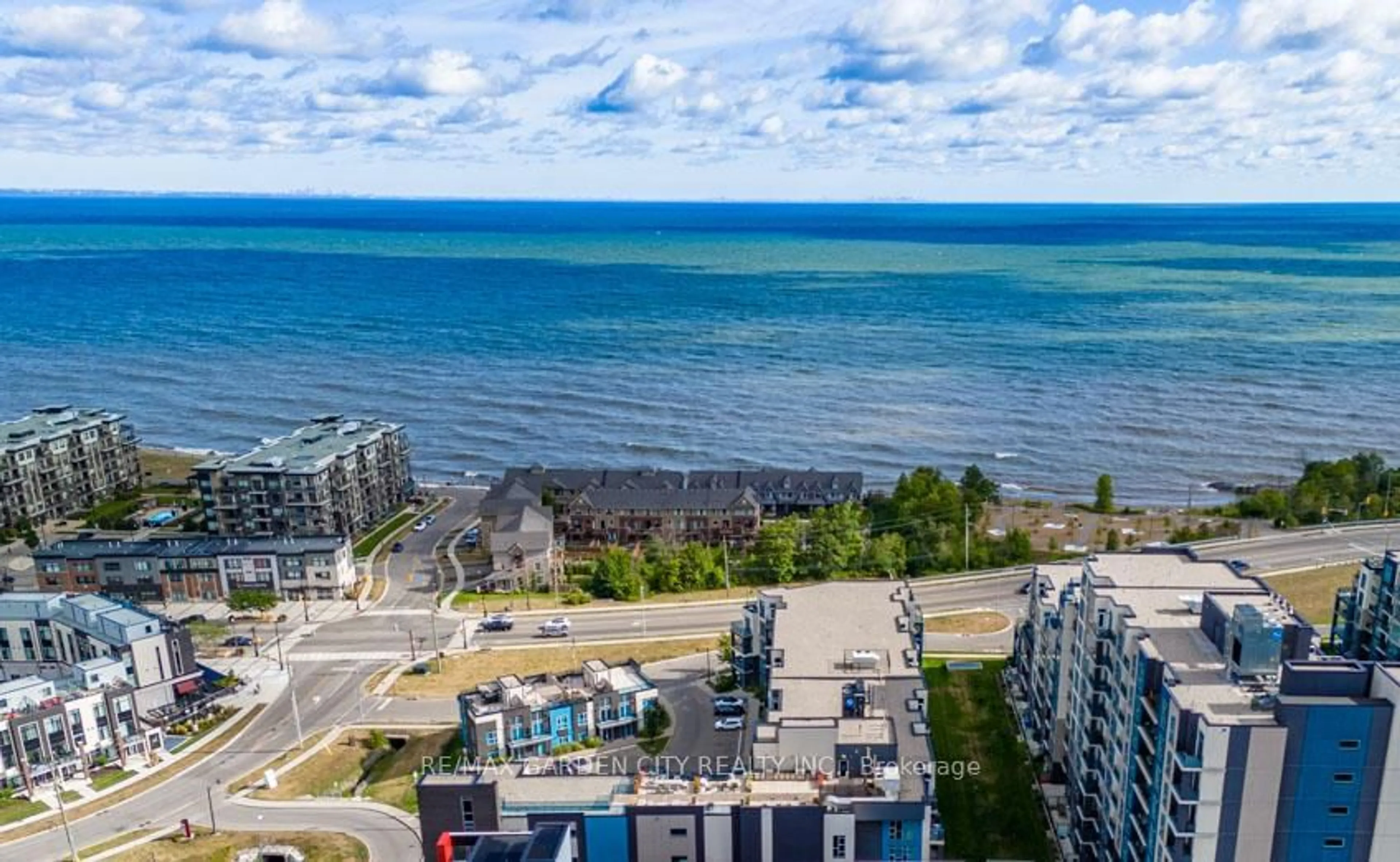 A pic from outside/outdoor area/front of a property/back of a property/a pic from drone, water/lake/river/ocean view for 10 Concord Pl #408, Grimsby Ontario L3M 0G6
