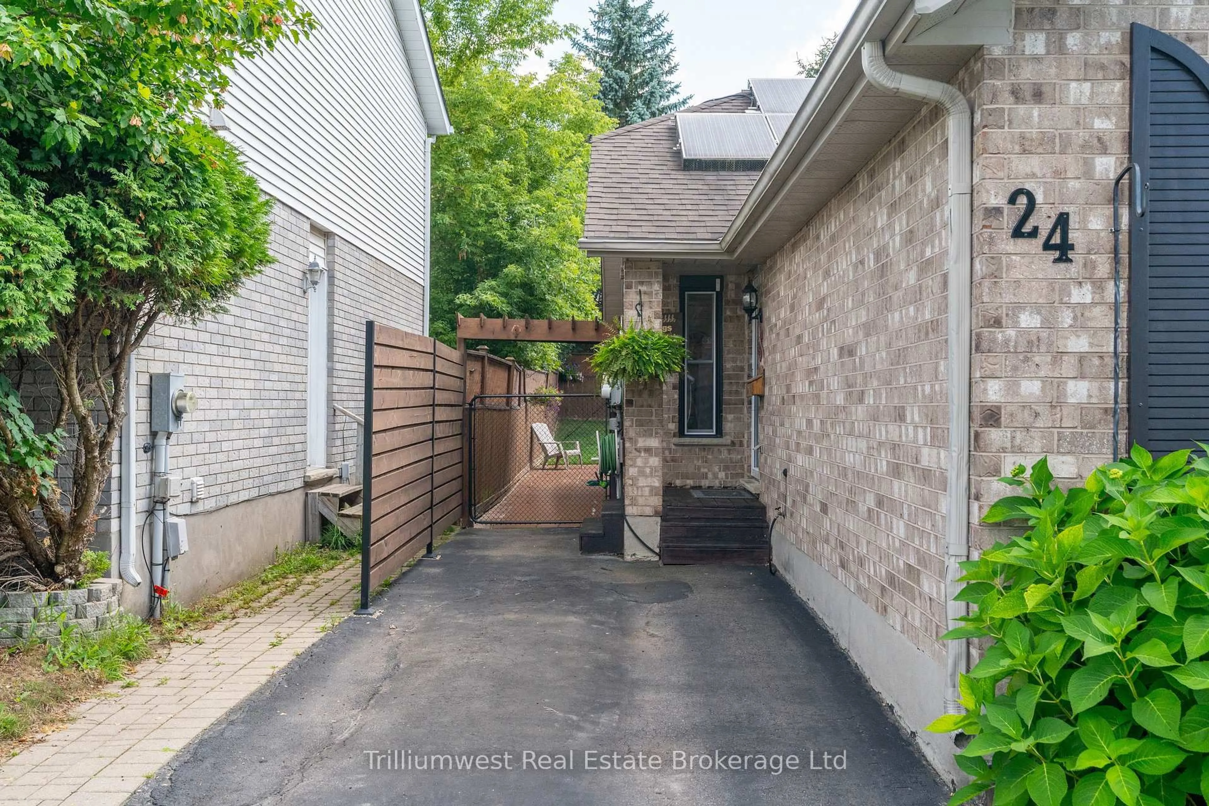 Unknown for 24 Sidney Cres, Guelph Ontario N1G 4V1