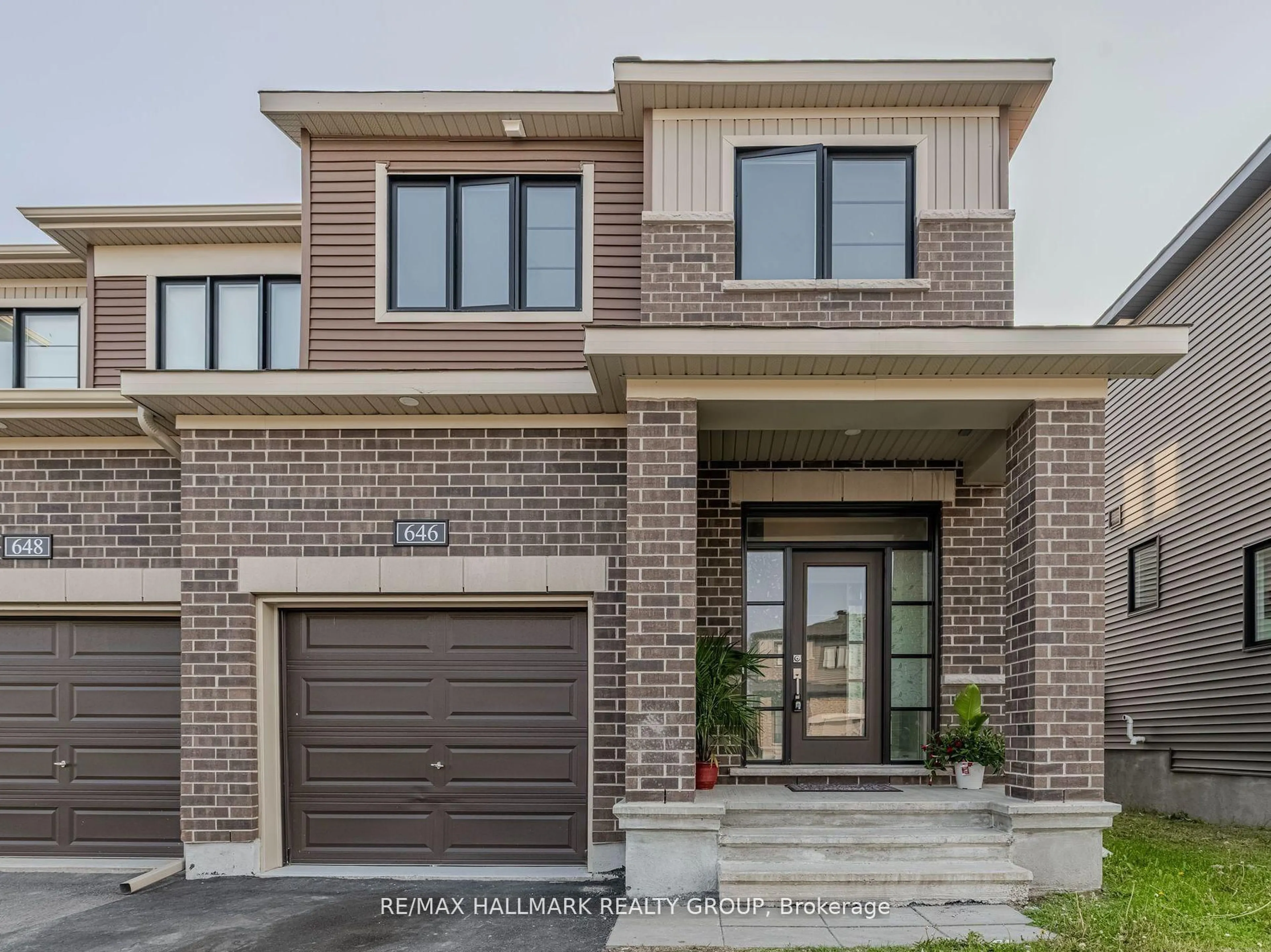 Home with brick exterior material, street for 646 HAMSA St, Ottawa Ontario K2J 6Z7