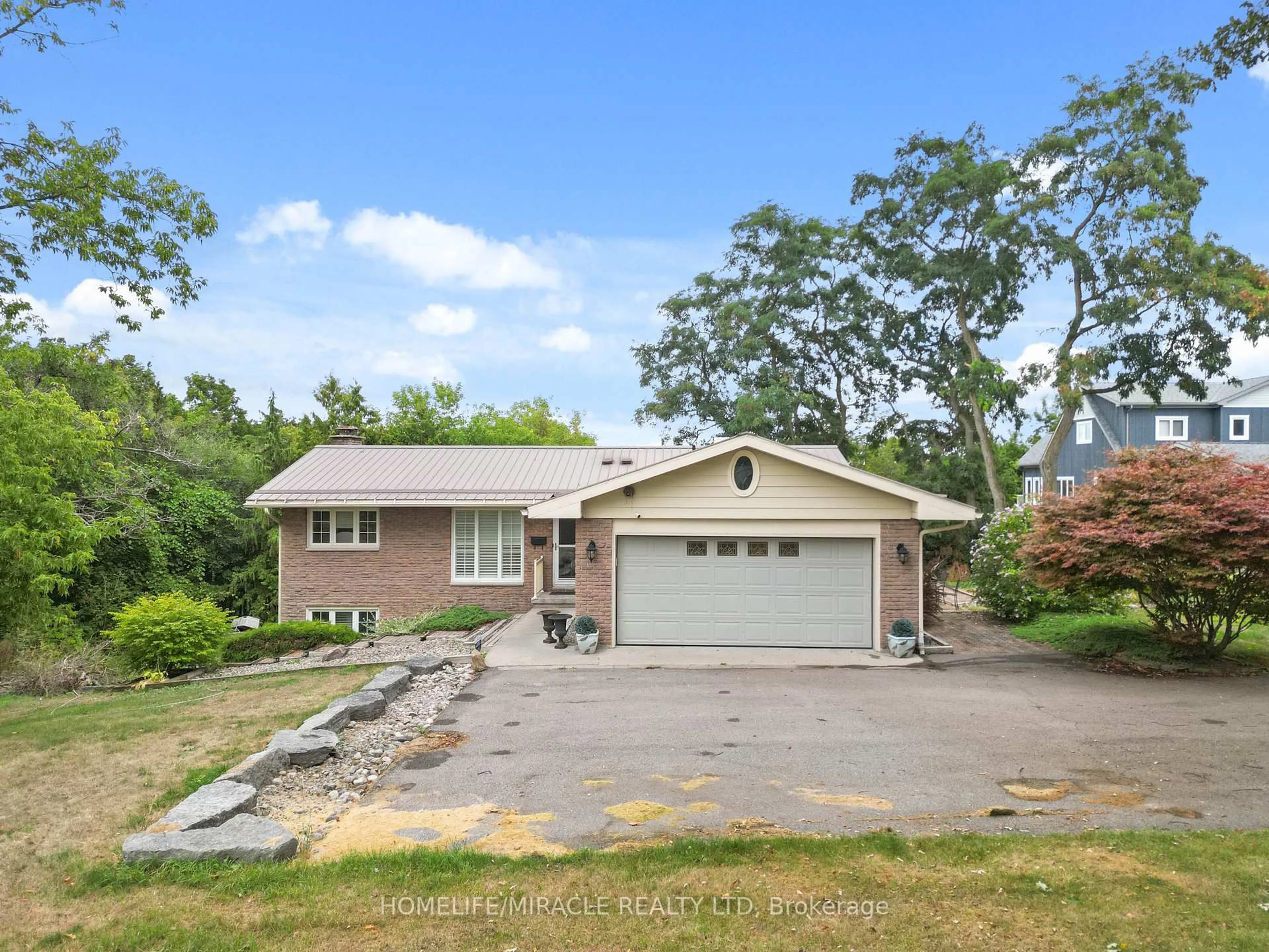 A pic from outside/outdoor area/front of a property/back of a property/a pic from drone, street for 11844 Loyalist Pkwy, Prince Edward County Ontario K0K 2T0
