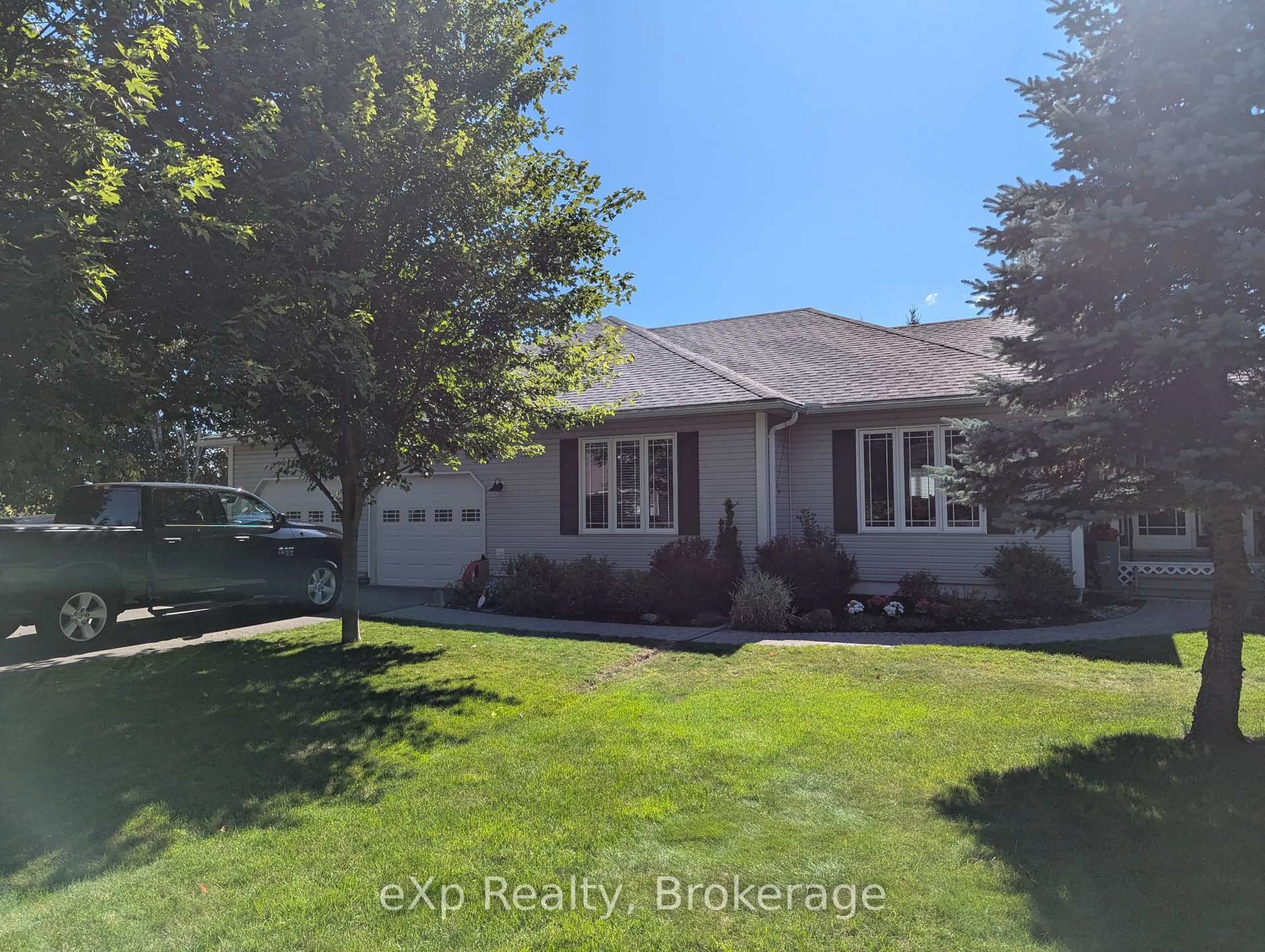 A pic from outside/outdoor area/front of a property/back of a property/a pic from drone, street for 42 Sancayne St, Dysart et al Ontario K0M 1S0