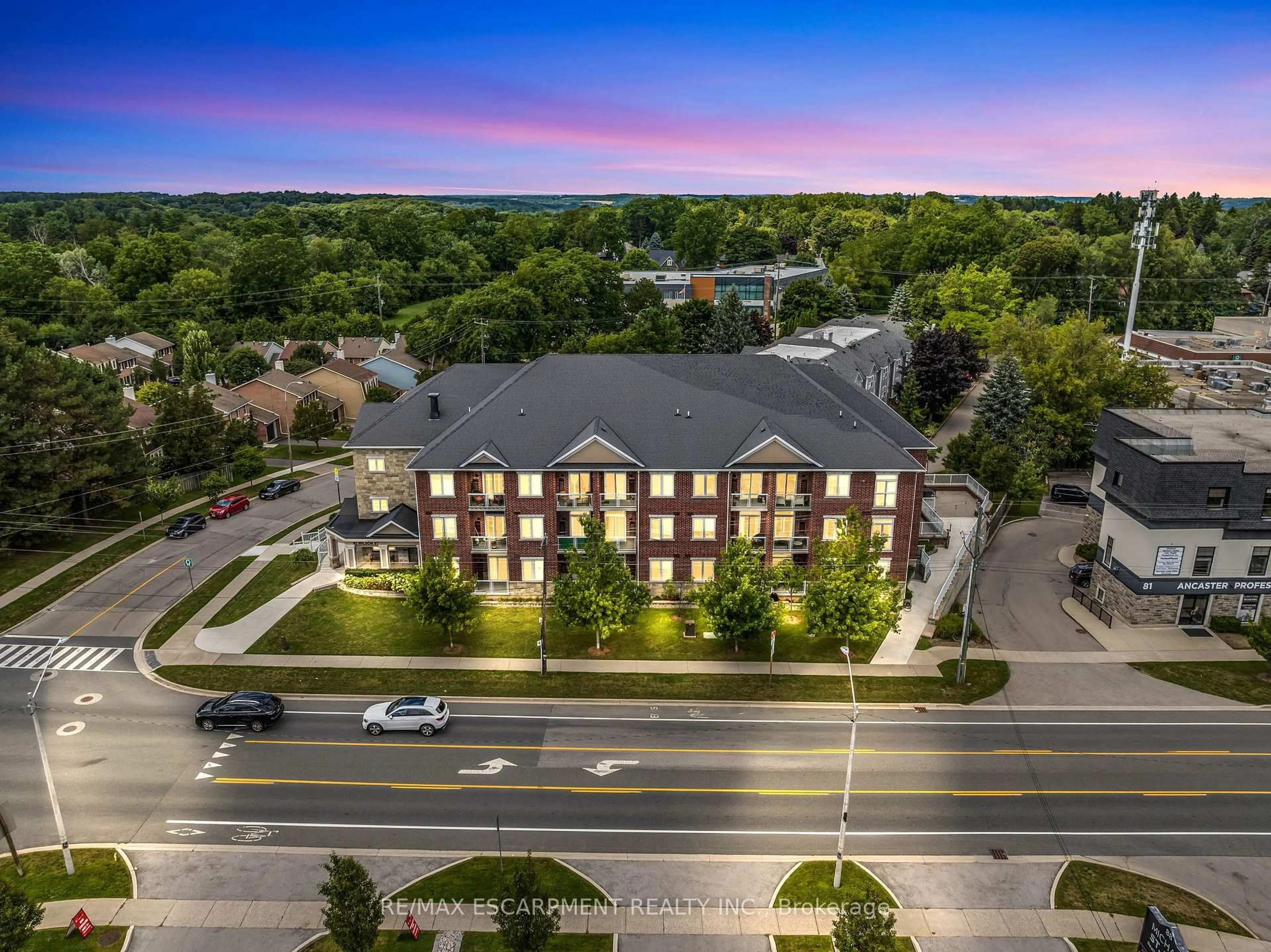 A pic from outside/outdoor area/front of a property/back of a property/a pic from drone, unknown for 95 WILSON St #314, Hamilton Ontario L8L 5C4