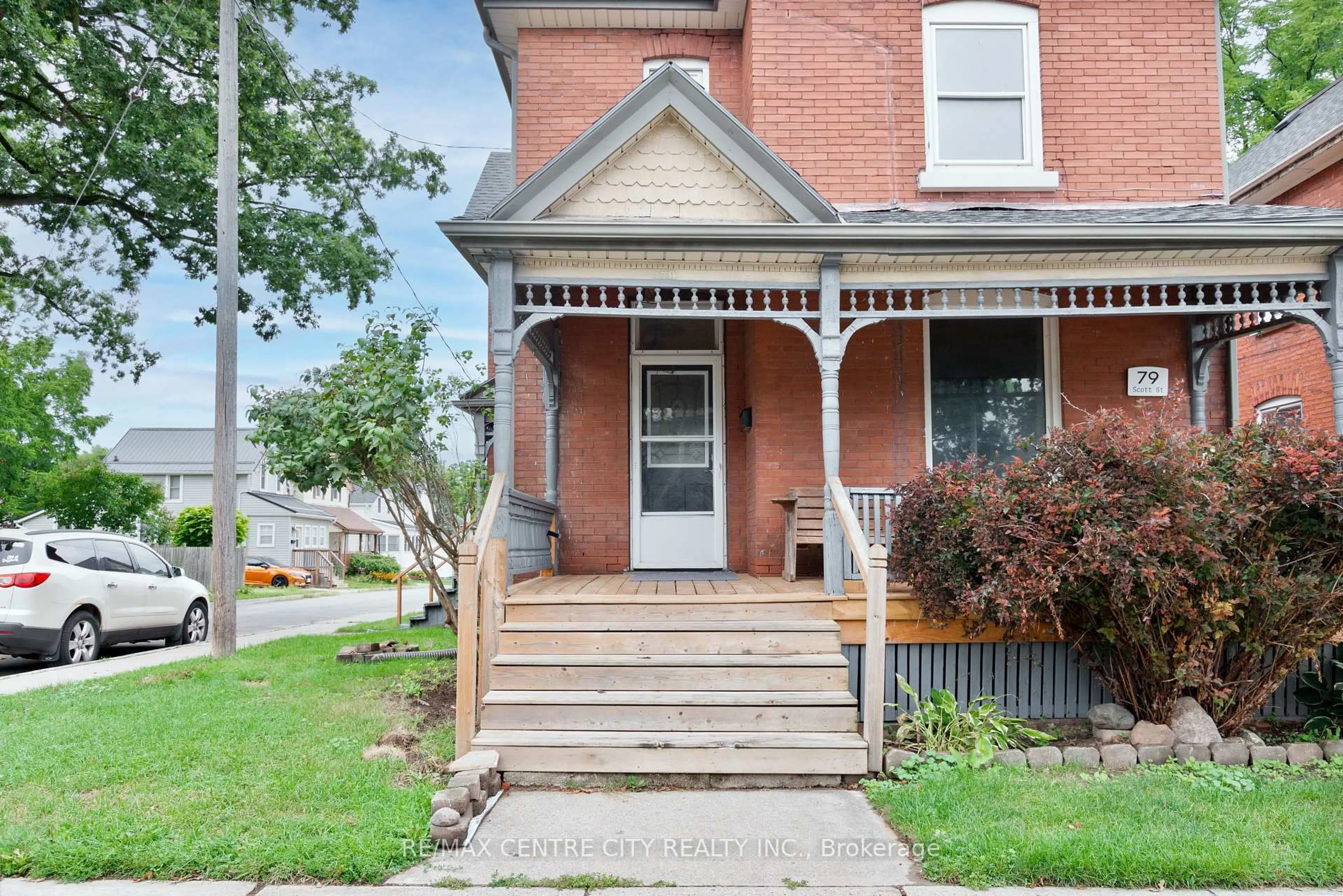 Home with brick exterior material, street for 79 Scott St, St. Thomas Ontario N5P 1L1