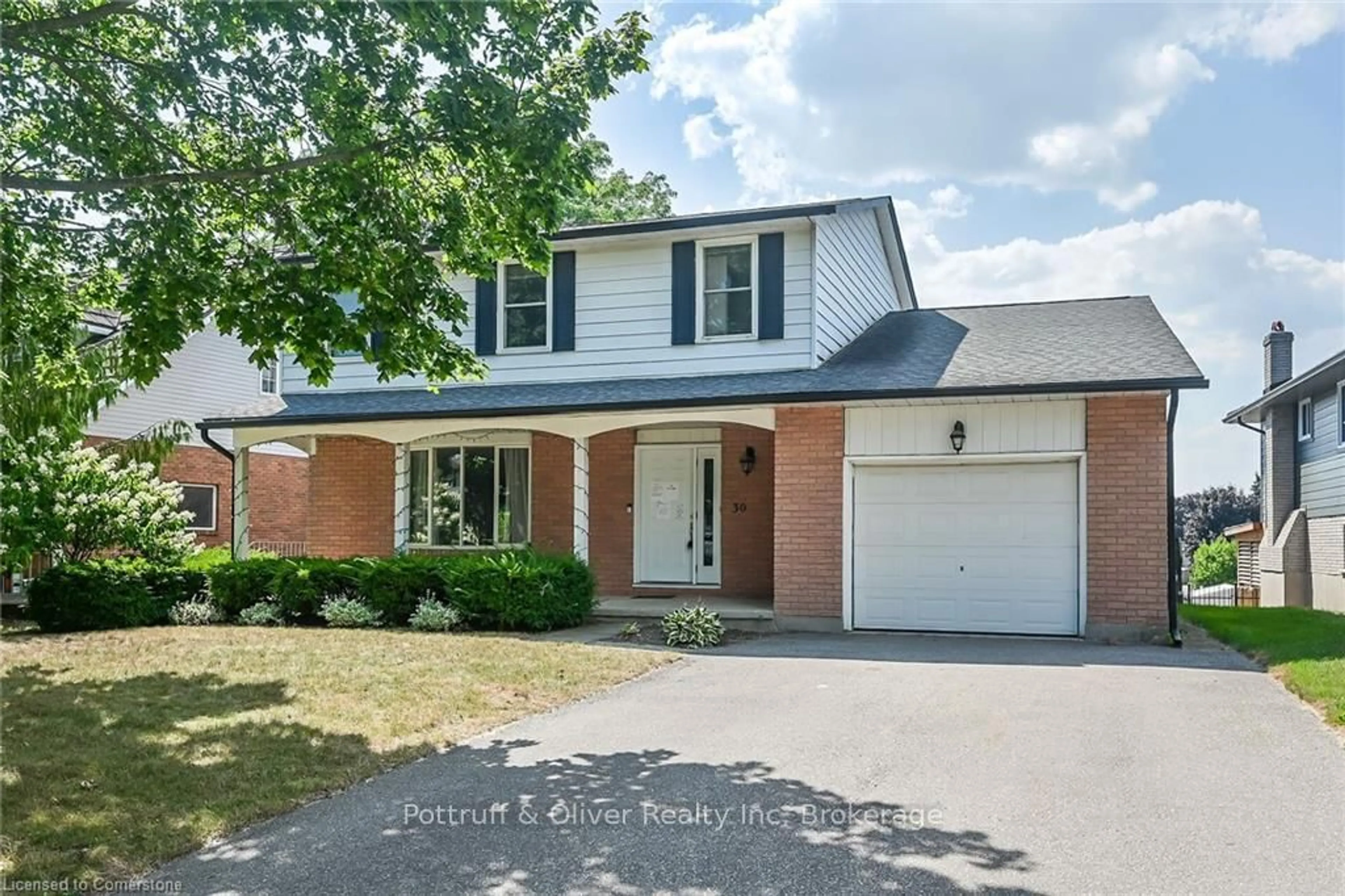 Home with brick exterior material, street for 30 Carriage Rd, Haldimand Ontario N3Y 4X2