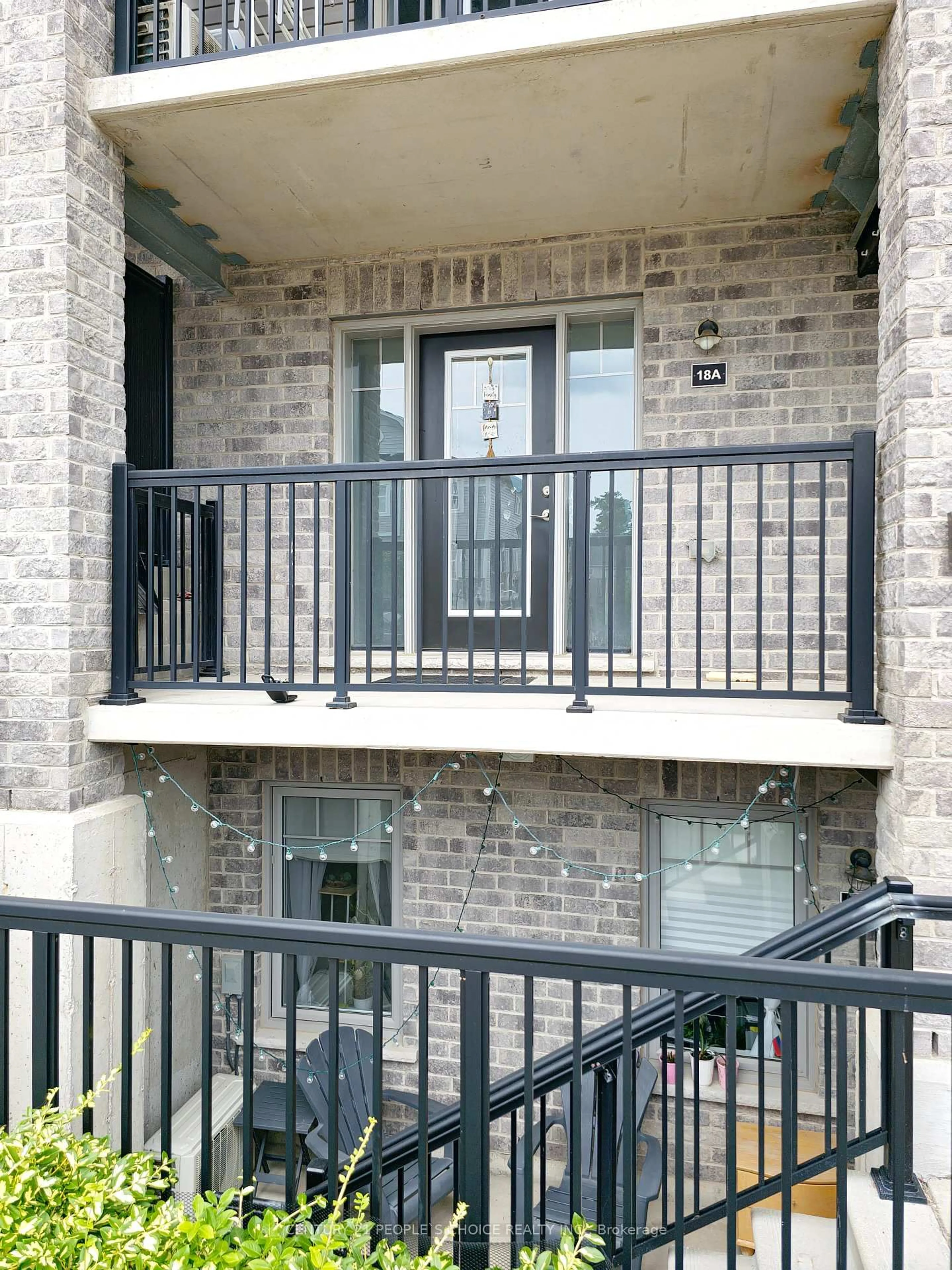 Unknown for 1989 Ottawa St #18A, Kitchener Ontario N2E 0G7